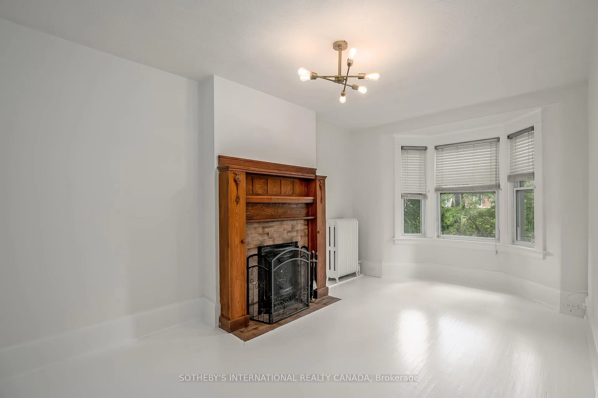 Photo 2 of Unit Upper, 38 Browning Avenue, Toronto, Playter Estates-Danforth — HOMEH