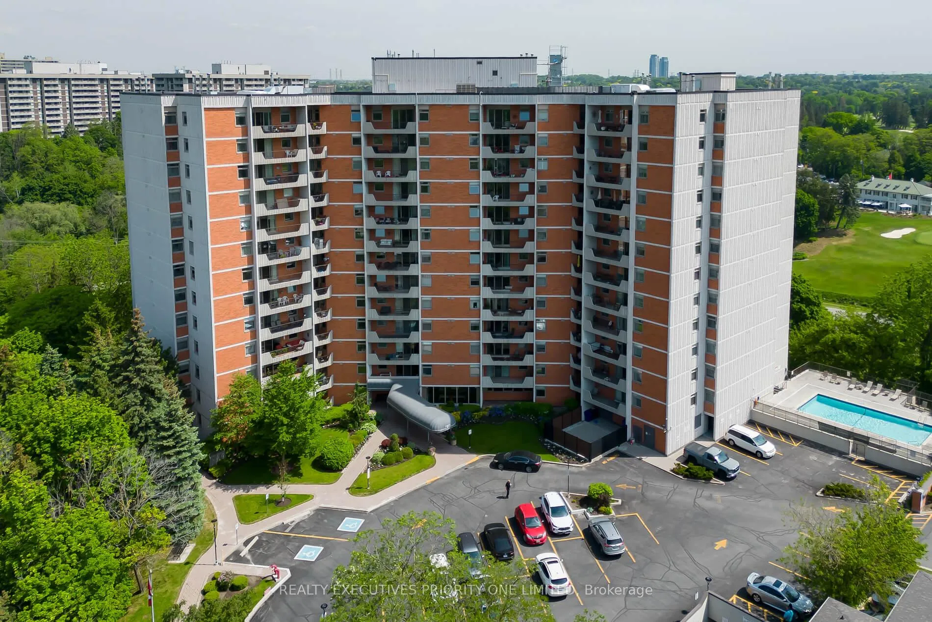 Photo 2 of Unit 308, 7811 Yonge Street, Markham, Thornhill — HOMEH