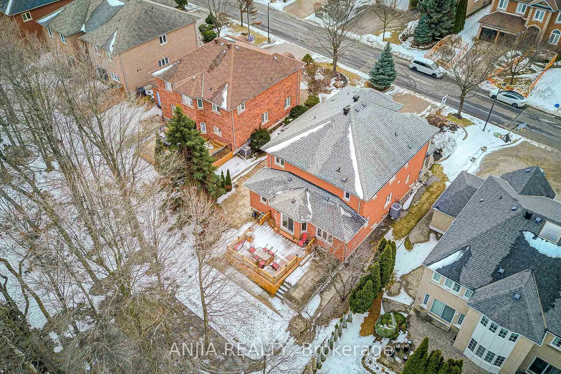 Photo 3 of 91 Reansbury Crescent, Markham, Cachet — HOMEH