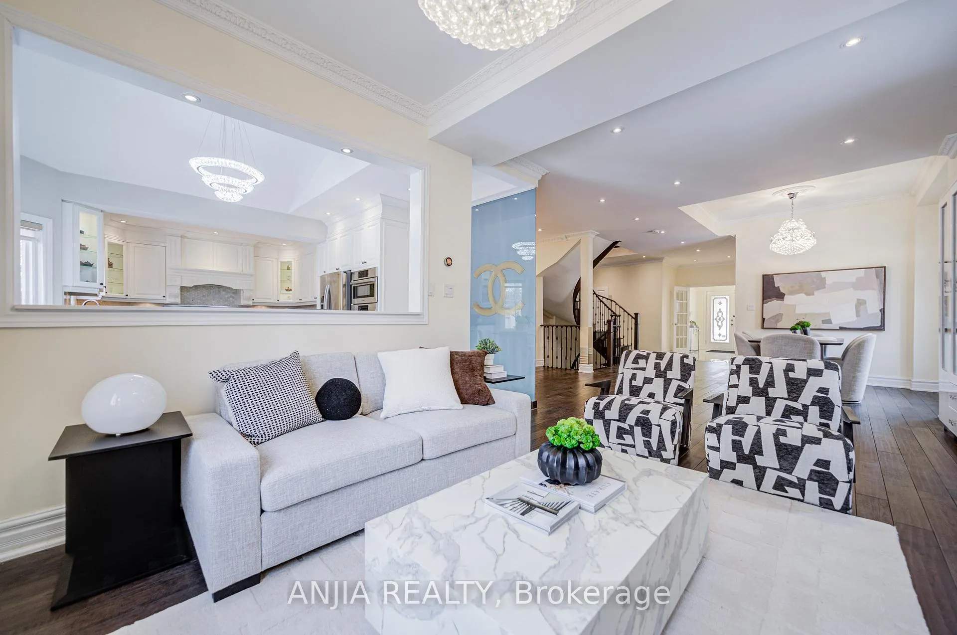 Photo 14 of 91 Reansbury Crescent, Markham, Cachet — HOMEH