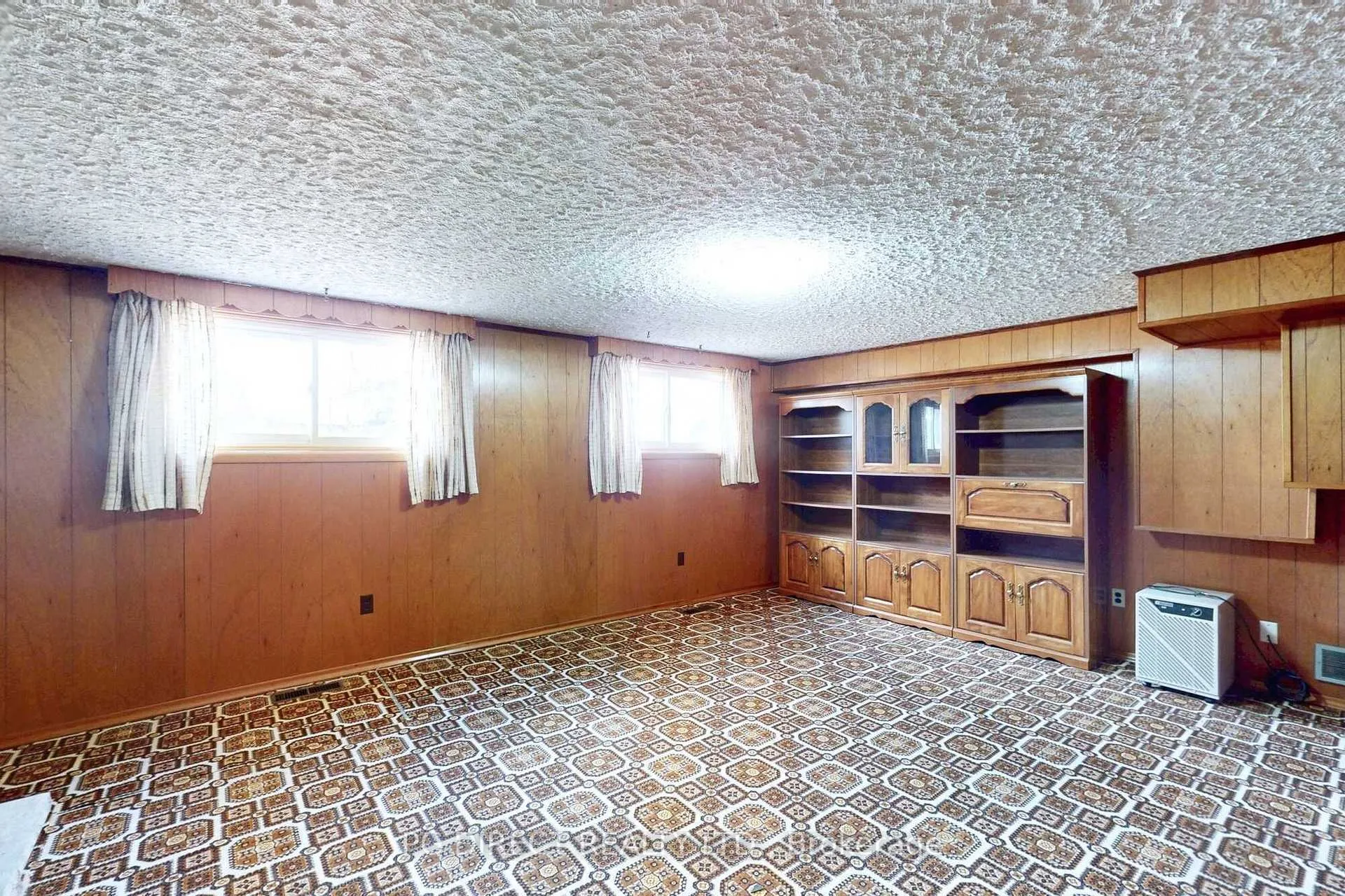 Photo 13 of 40 Ridgeway Avenue, Guelph, Pineridge/Westminster Woods — HOMEH