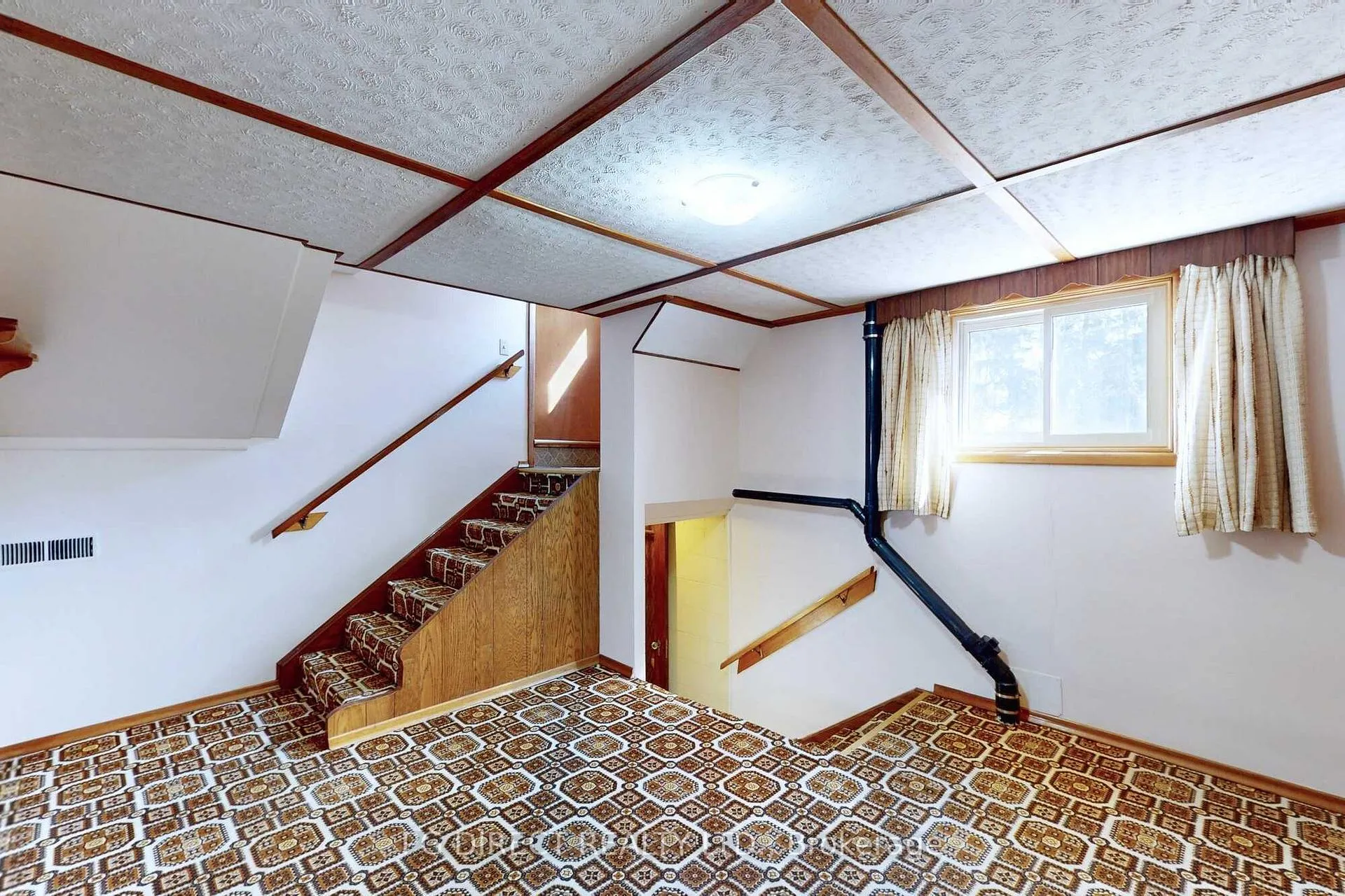 Photo 14 of 40 Ridgeway Avenue, Guelph, Pineridge/Westminster Woods — HOMEH