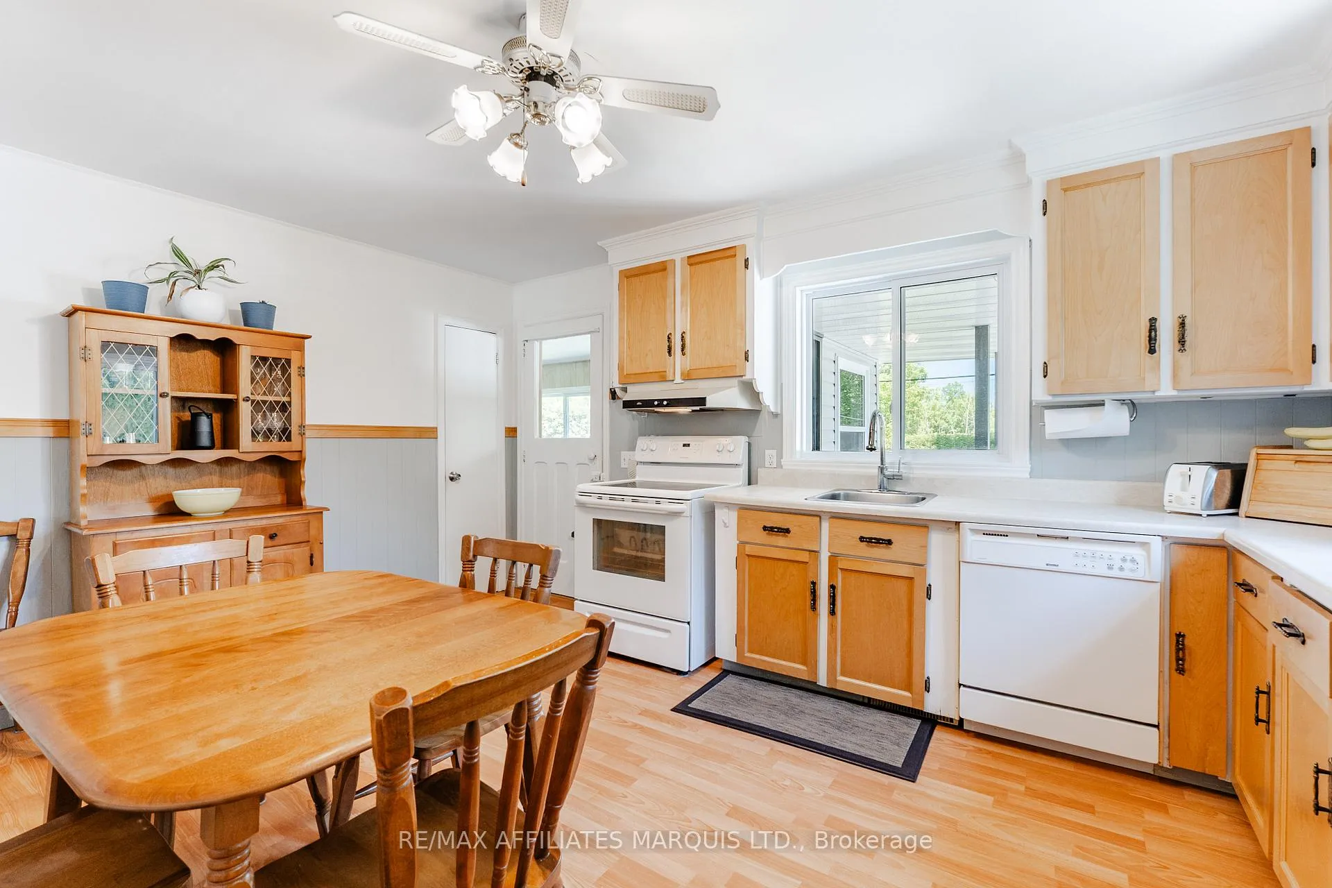 Photo 15 of 14 Dunbar Avenue, Cornwall — HOMEH