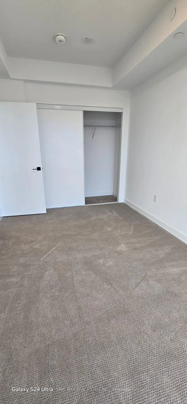 Photo 10 of Unit 401, 2782 Barton Street E, Hamilton, Riverdale — HOMEH