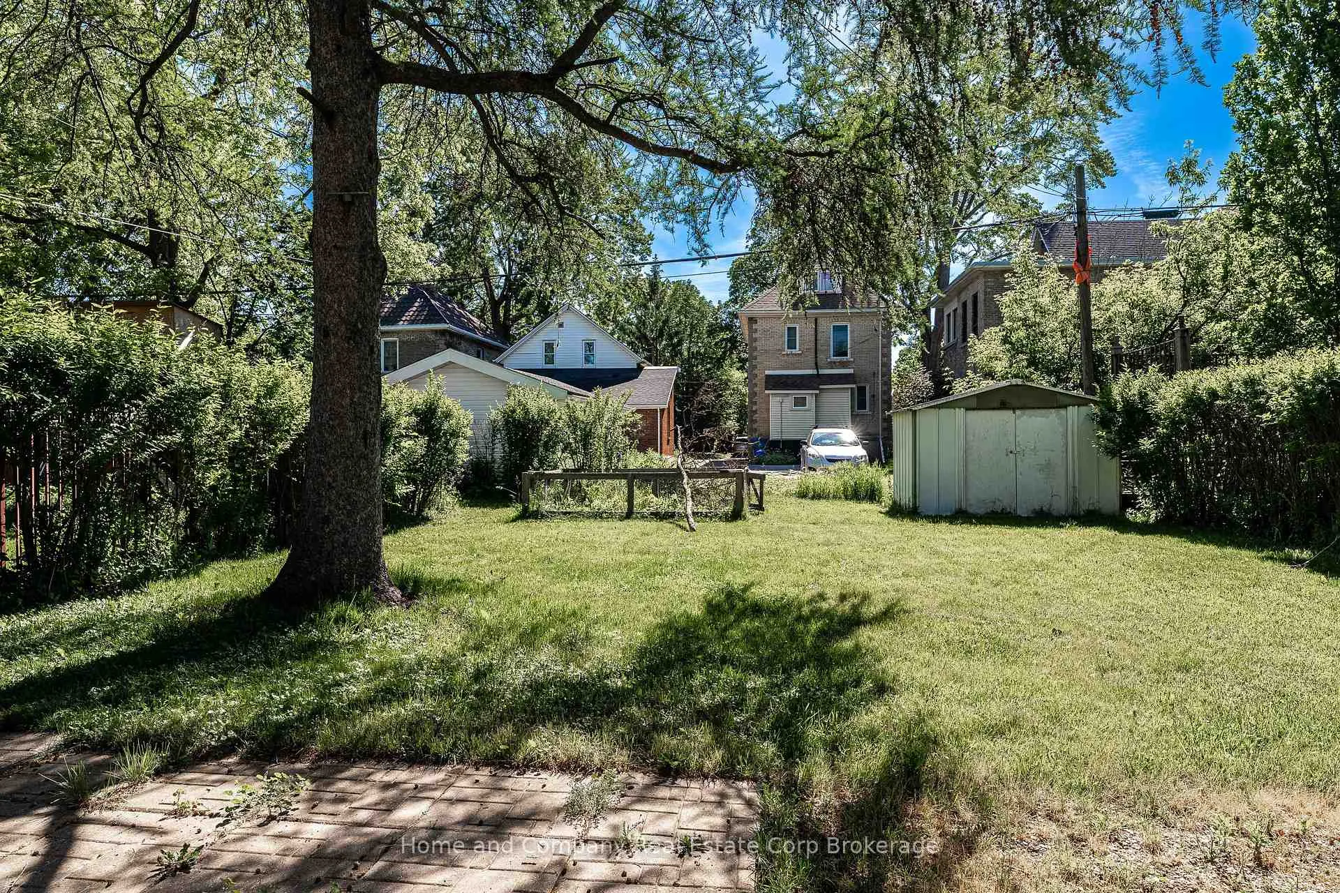 Photo 4 of 31 Bay Street, Stratford — HOMEH