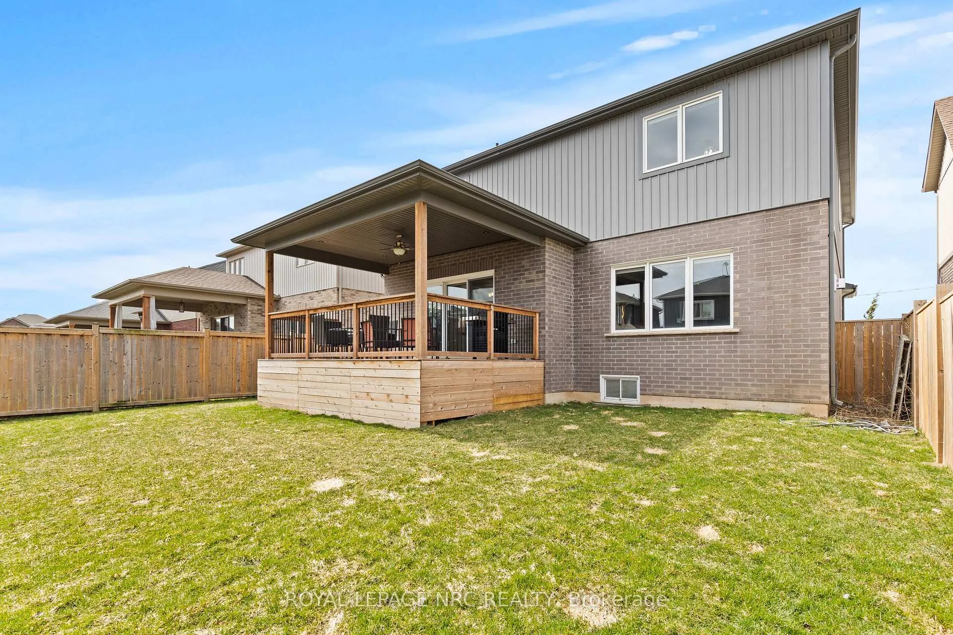 Photo 40 of 271 Memorial Park Drive, Welland, Lincoln/Crowland — HOMEH