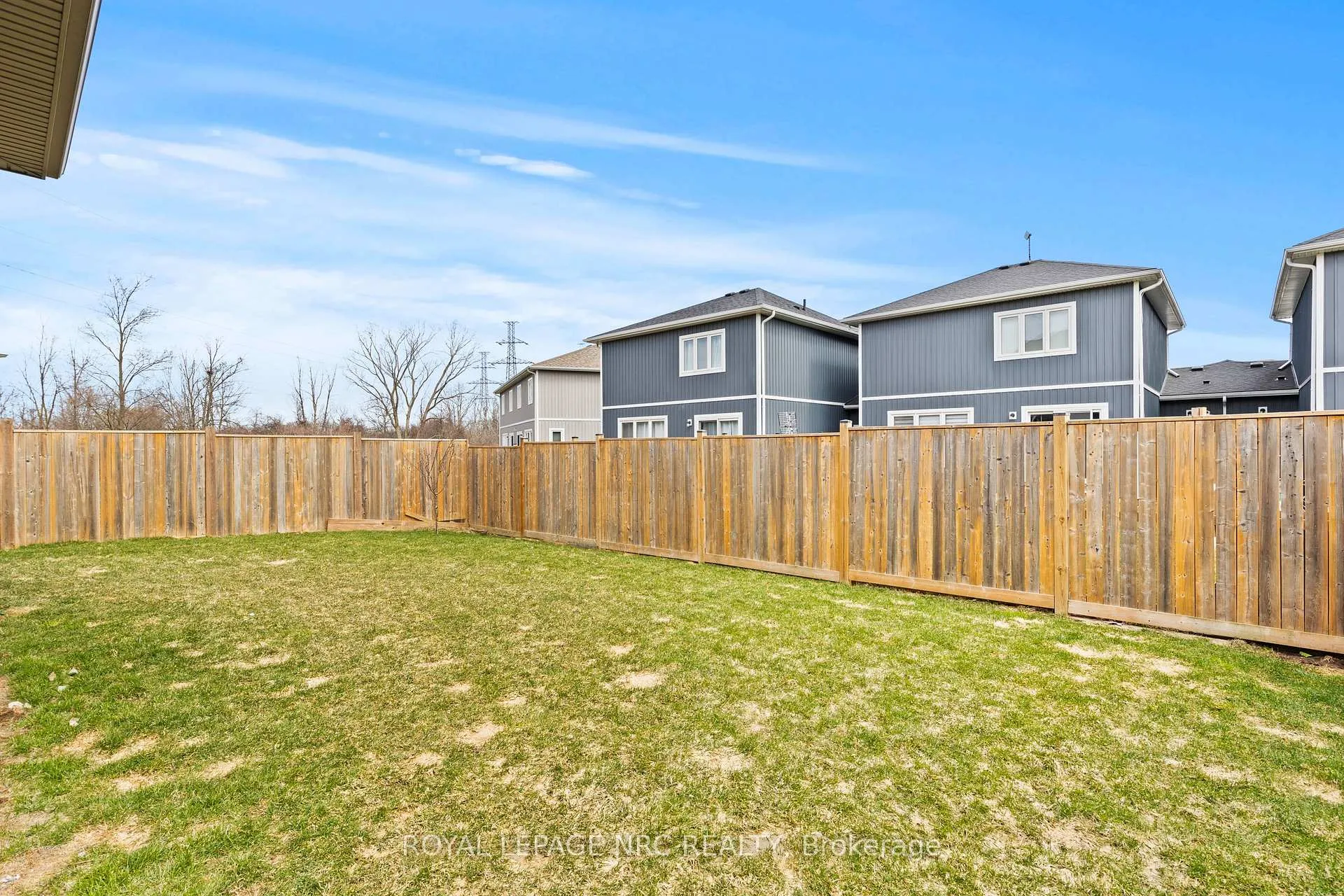 Photo 41 of 271 Memorial Park Drive, Welland, Lincoln/Crowland — HOMEH