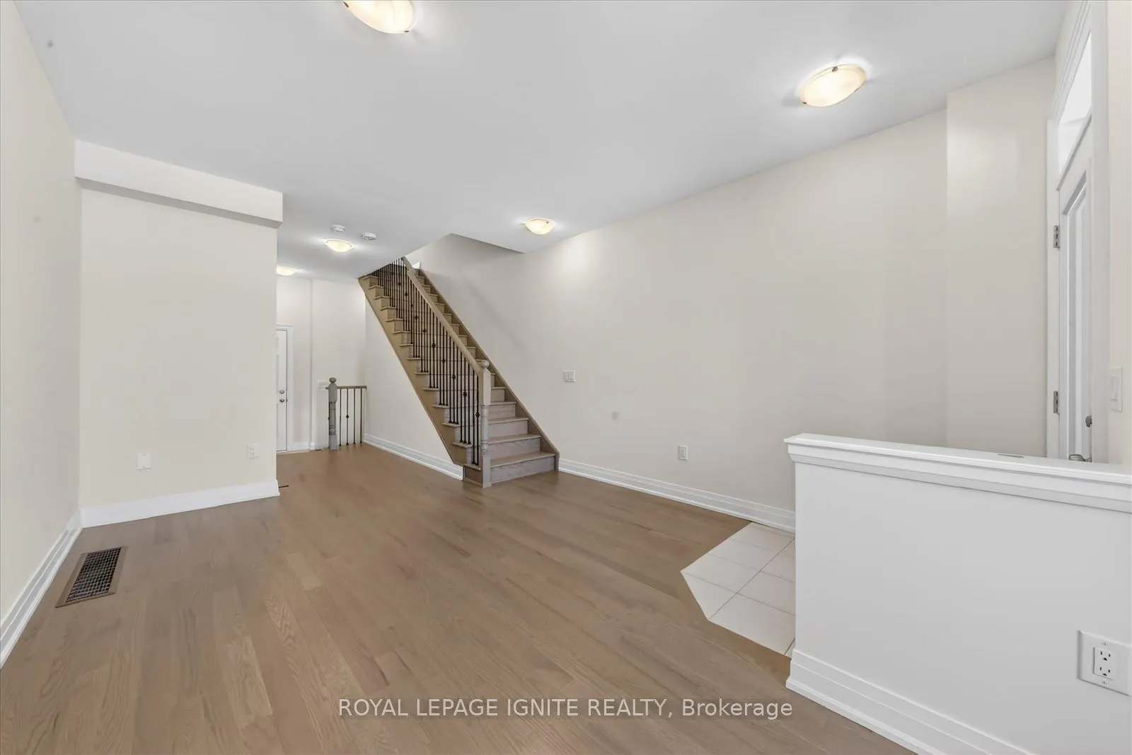 Photo 6 of 2936 Whites Road, Pickering, Rural Pickering — HOMEH