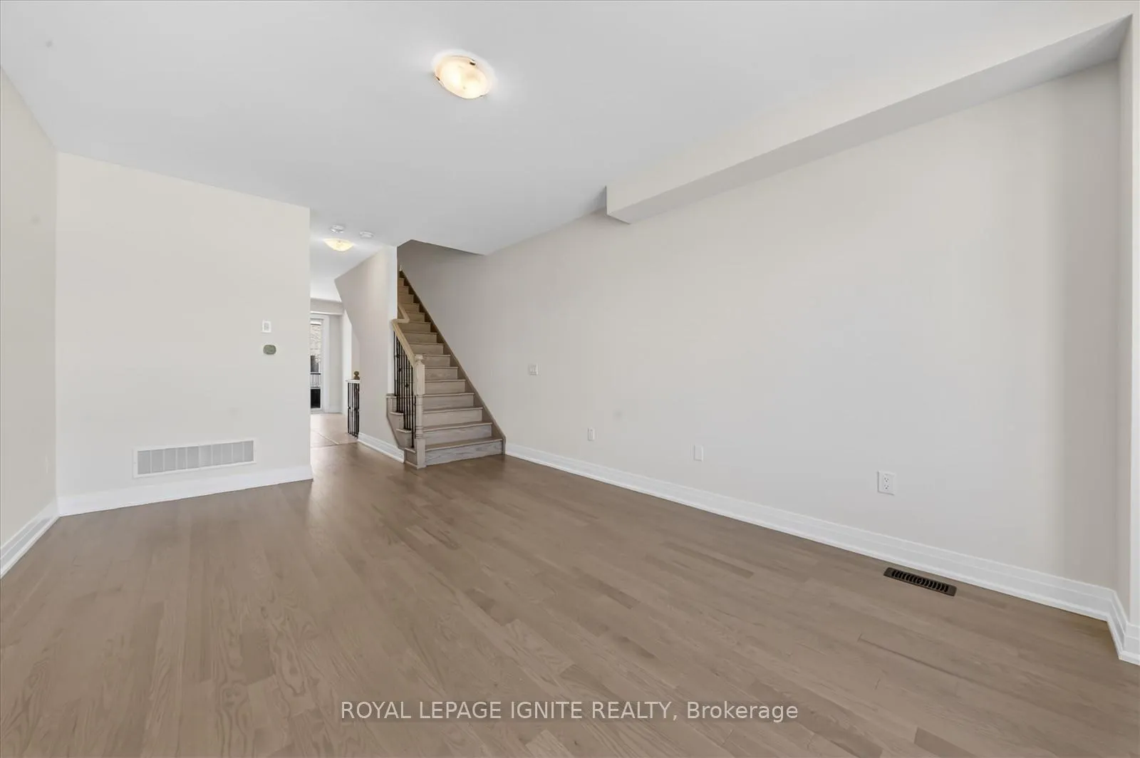 Photo 17 of 2936 Whites Road, Pickering, Rural Pickering — HOMEH