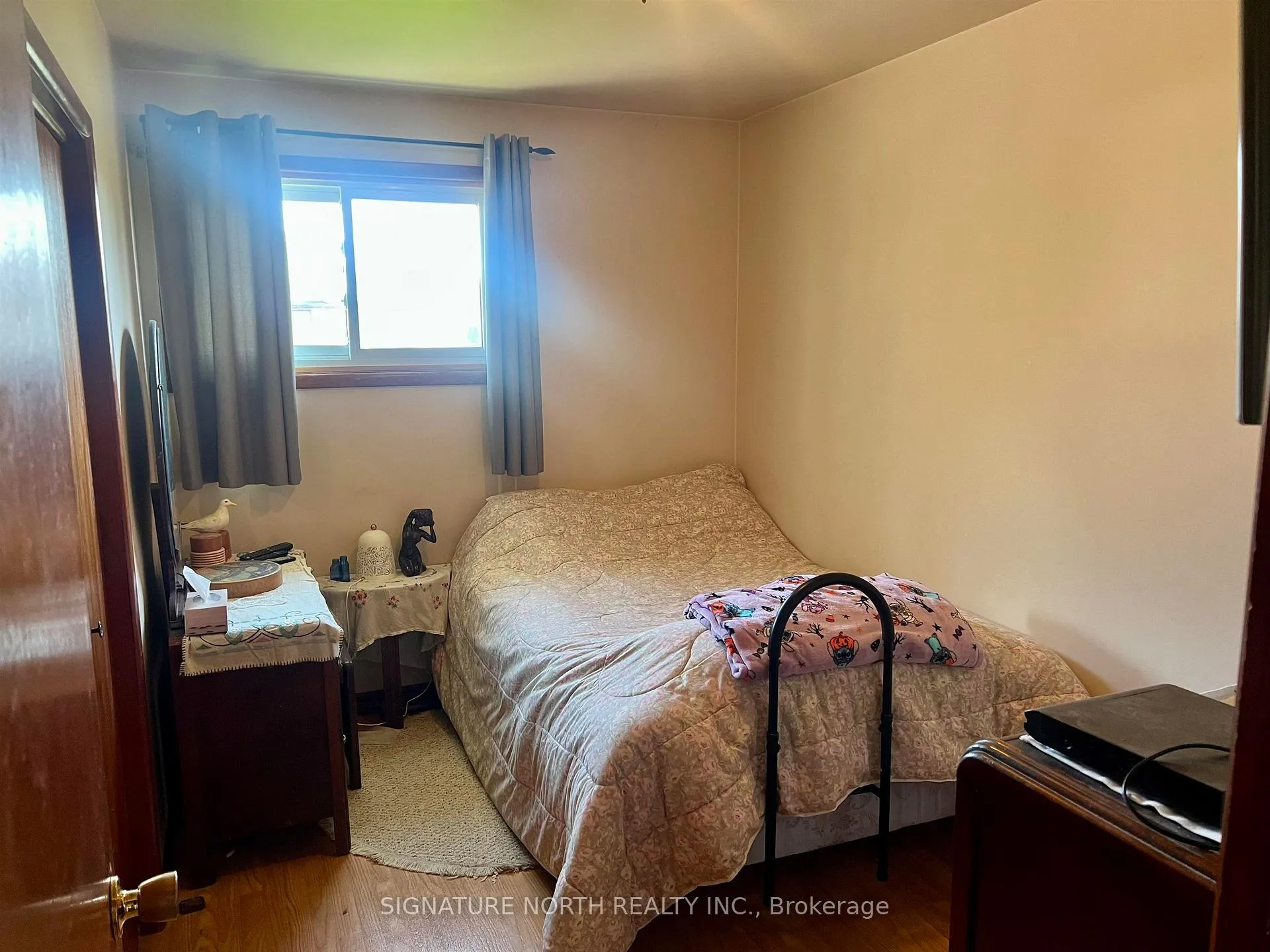 Photo 7 of 447 Pineview Byway, Thunder Bay, Northwood Park — HOMEH