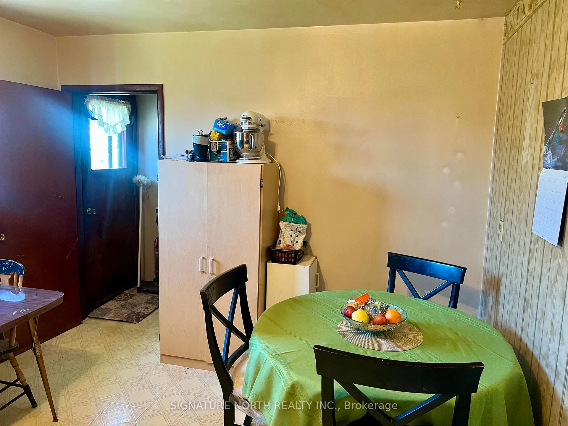 Photo 12 of 447 Pineview Byway, Thunder Bay, Northwood Park — HOMEH