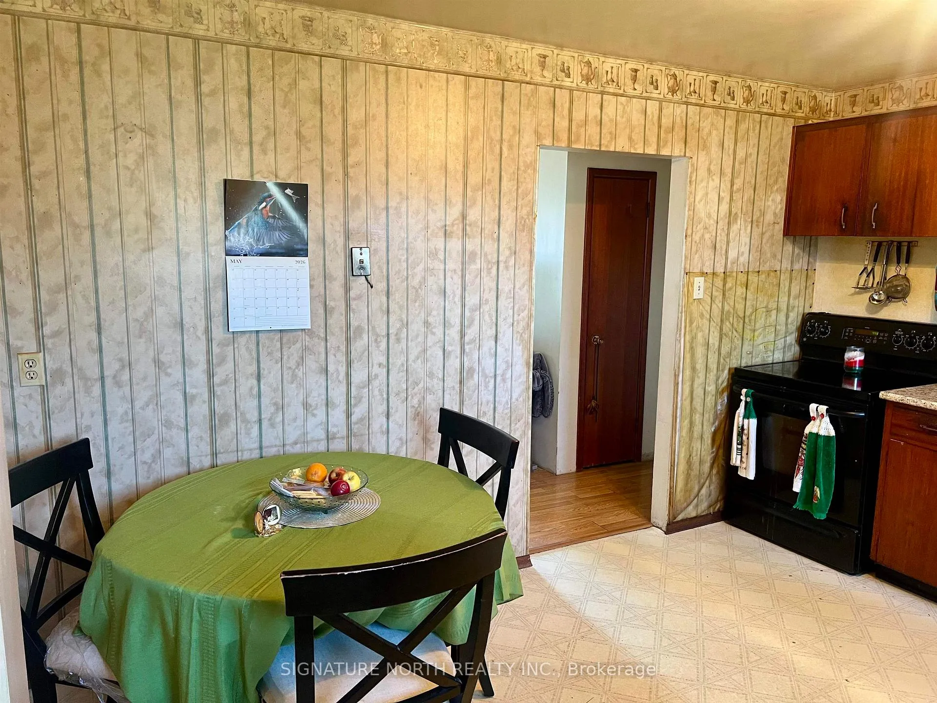 Photo 13 of 447 Pineview Byway, Thunder Bay, Northwood Park — HOMEH