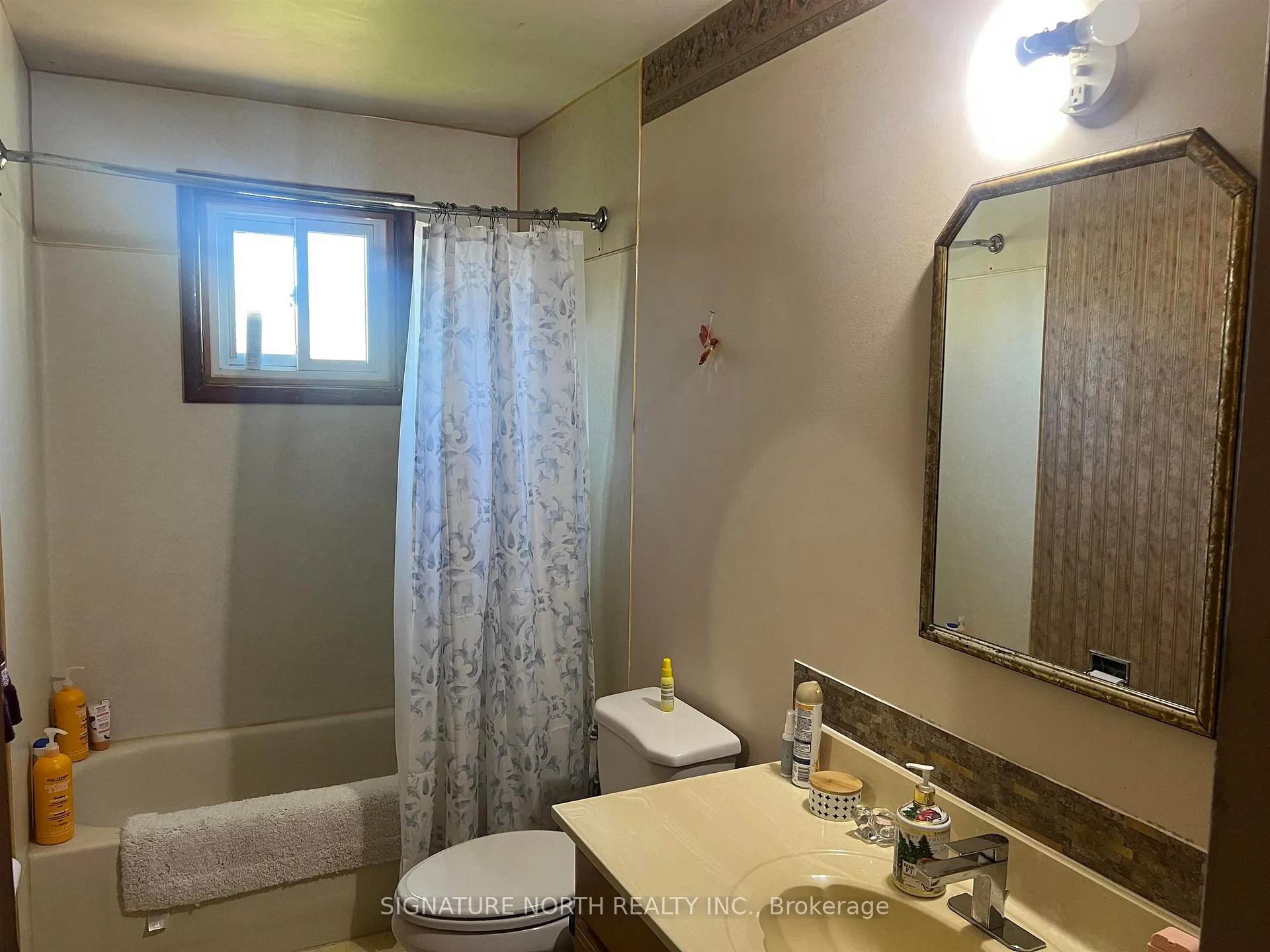 Photo 15 of 447 Pineview Byway, Thunder Bay, Northwood Park — HOMEH