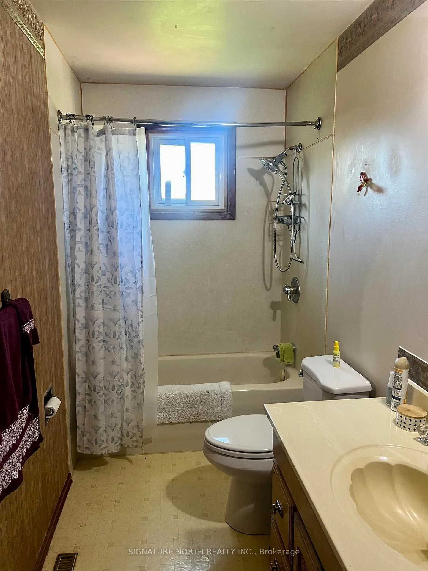 Photo 16 of 447 Pineview Byway, Thunder Bay, Northwood Park — HOMEH