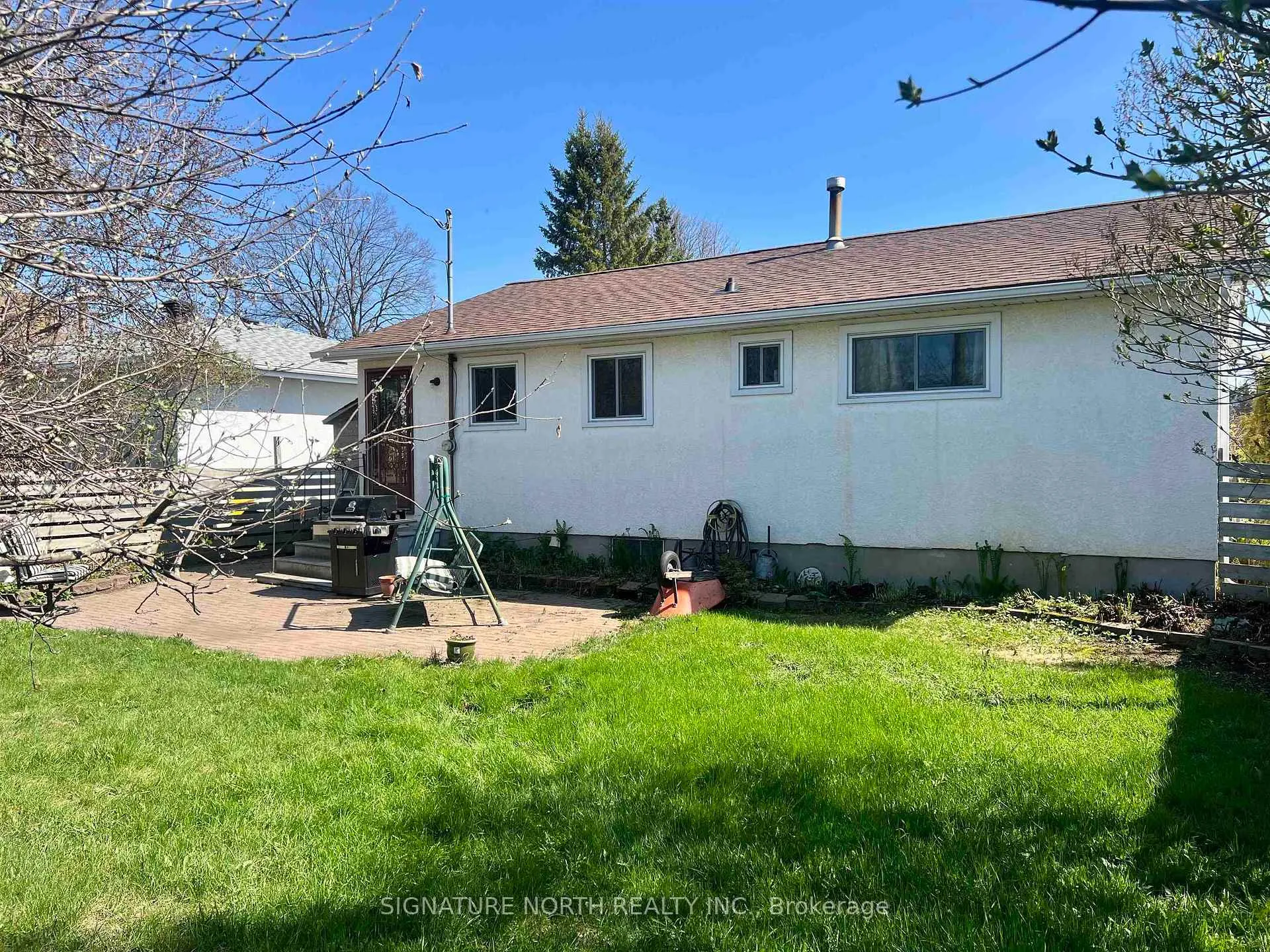 Photo 18 of 447 Pineview Byway, Thunder Bay, Northwood Park — HOMEH