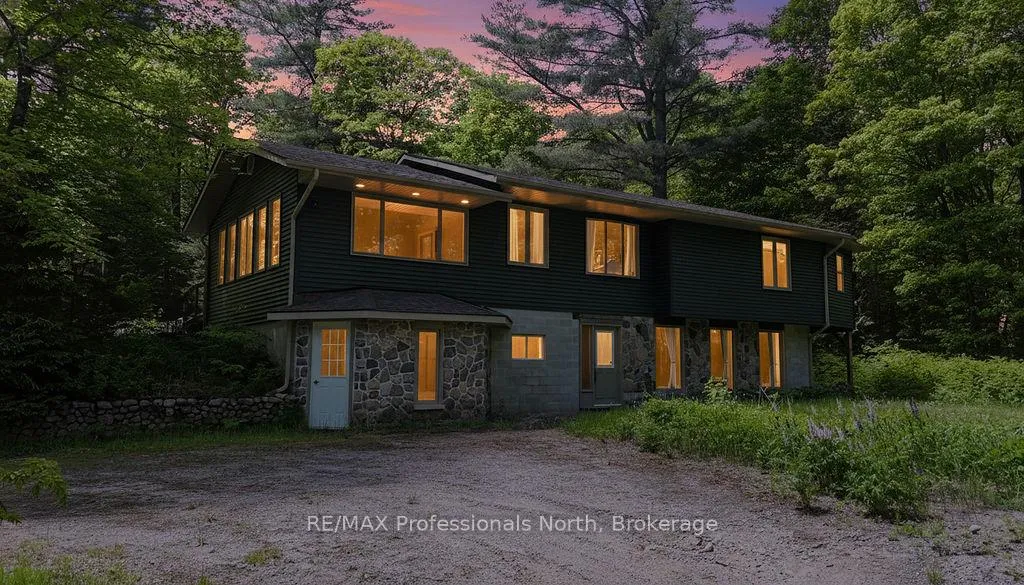 Photo 3 of 128 Old Muskoka Road, Perry, Emsdale — HOMEH