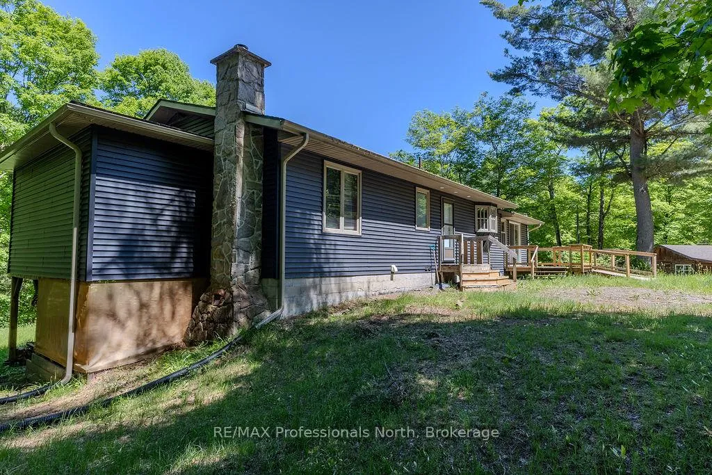 Photo 5 of 128 Old Muskoka Road, Perry, Emsdale — HOMEH
