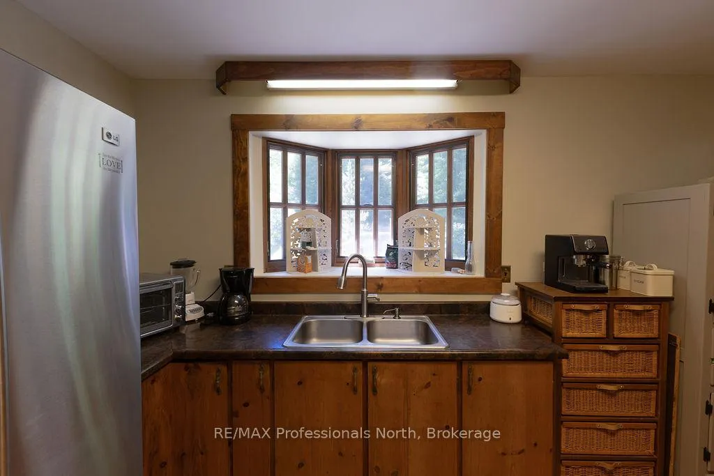 Photo 11 of 128 Old Muskoka Road, Perry, Emsdale — HOMEH