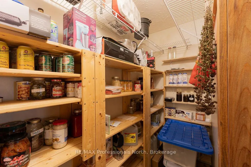 Photo 12 of 128 Old Muskoka Road, Perry, Emsdale — HOMEH