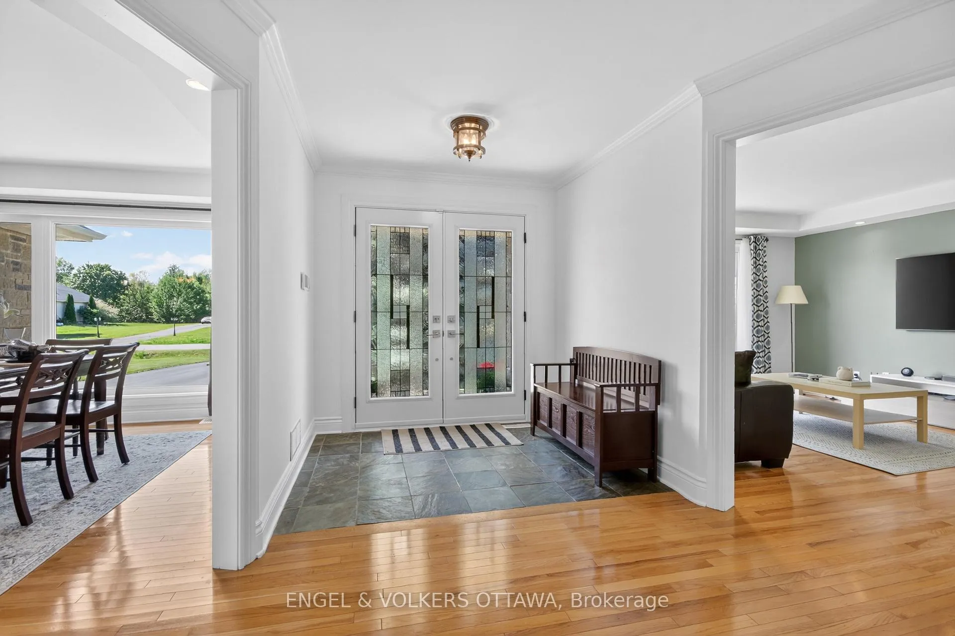 Photo 7 of 528 Tullamore Street, Ottawa, Riverside South — HOMEH
