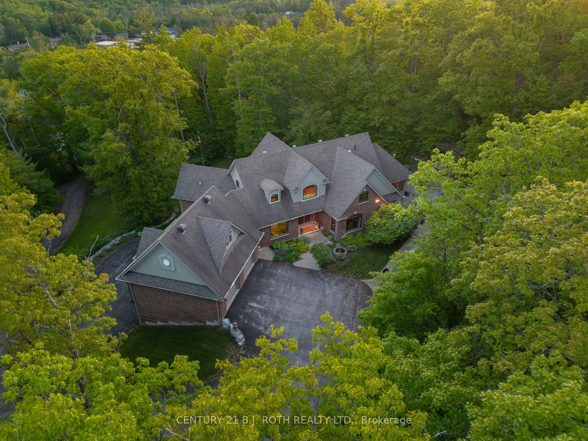 Photo 6 of 1 Pierce Court, Springwater, Midhurst — HOMEH