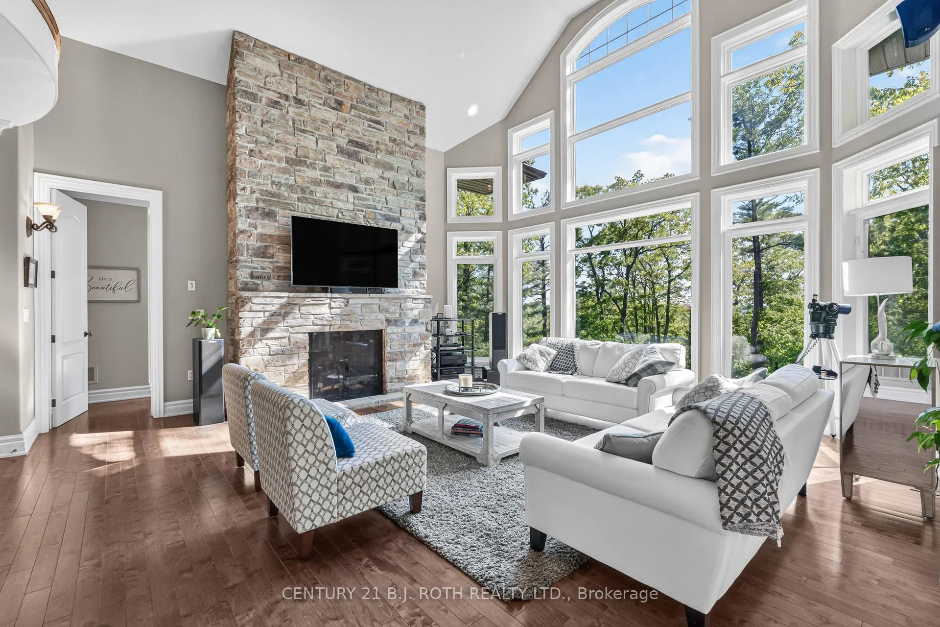 Photo 19 of 1 Pierce Court, Springwater, Midhurst — HOMEH