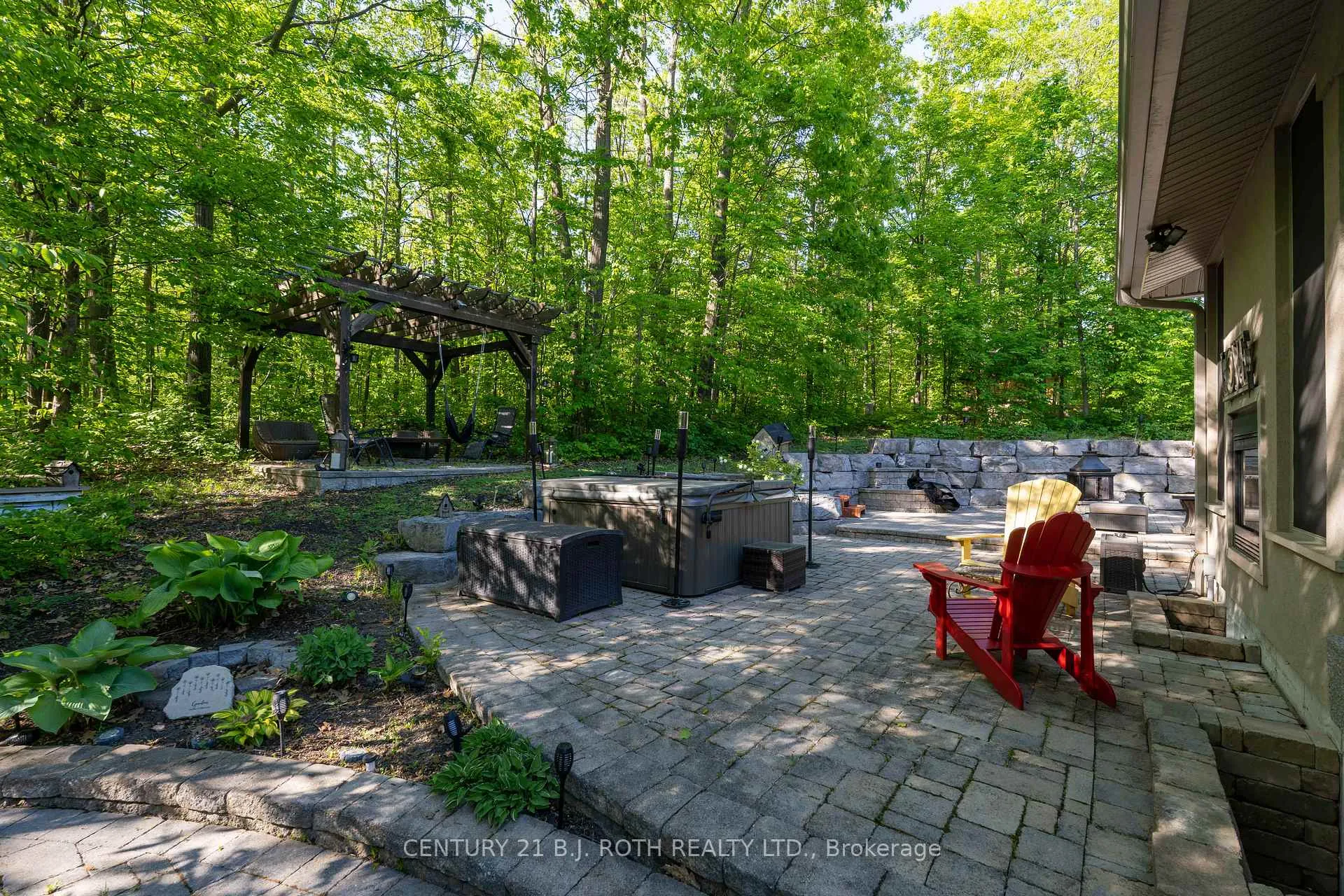 Photo 28 of 1 Pierce Court, Springwater, Midhurst — HOMEH