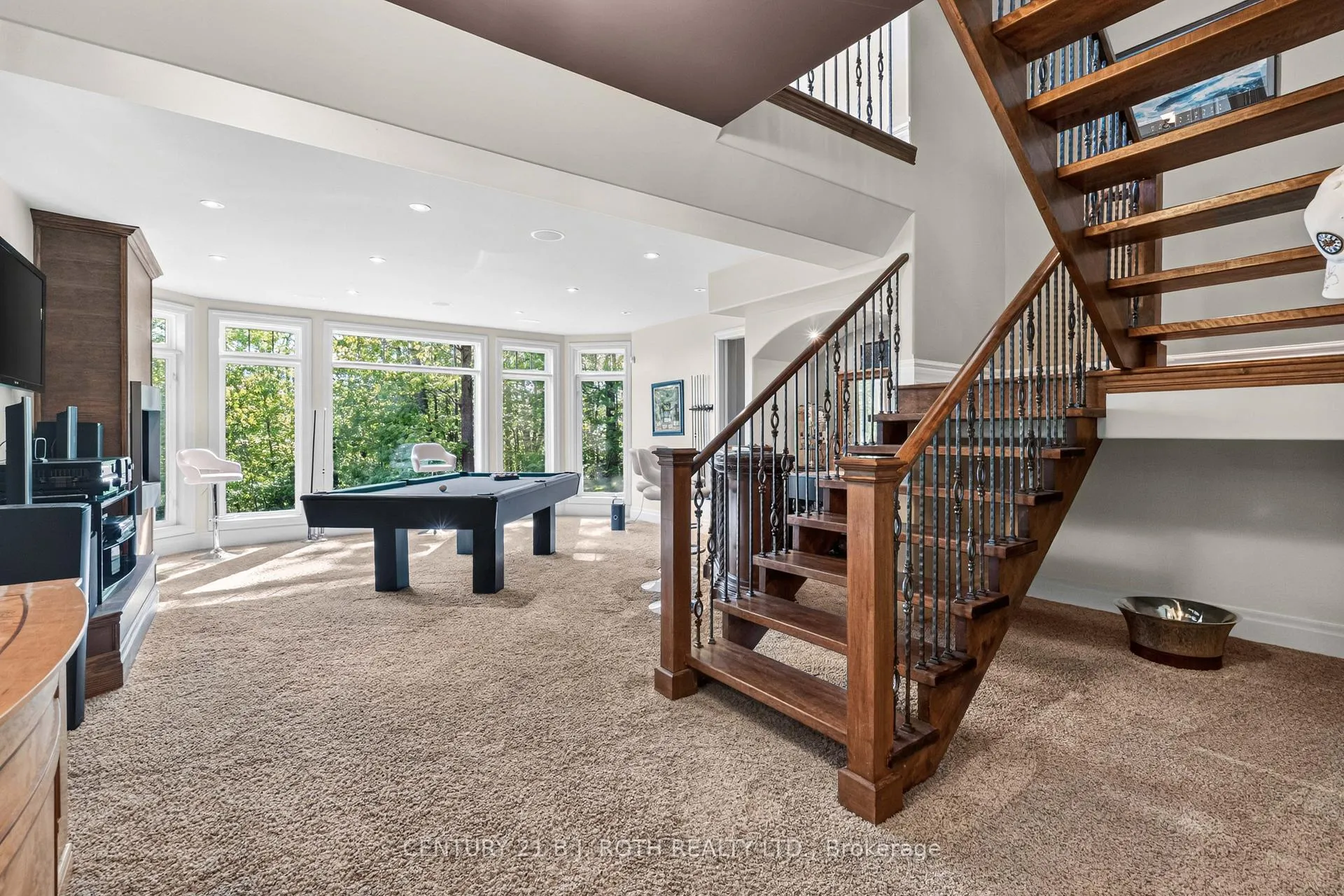 Photo 38 of 1 Pierce Court, Springwater, Midhurst — HOMEH