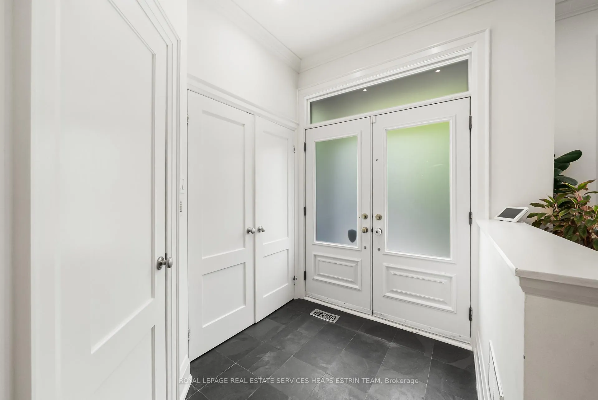 Photo 3 of 155 Banff Road, Toronto, Mount Pleasant East — HOMEH