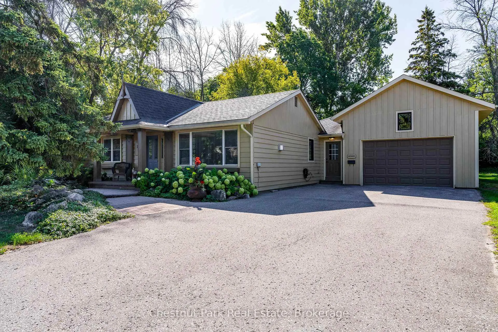 Photo 1 of 72 Campbell Street, Collingwood — HOMEH
