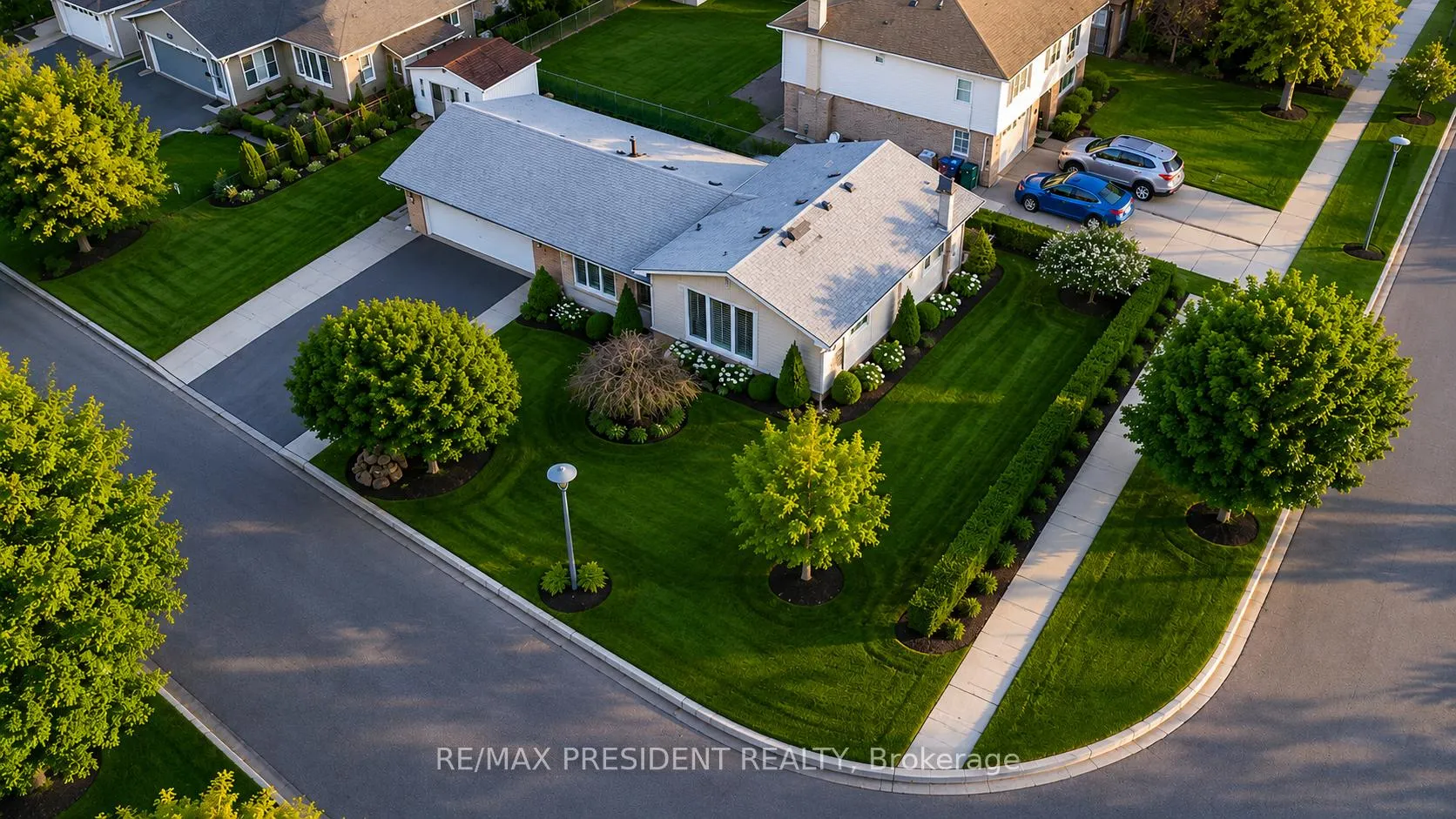 Photo 1 of 2 Jerome Crescent, Brampton, Northgate — HOMEH
