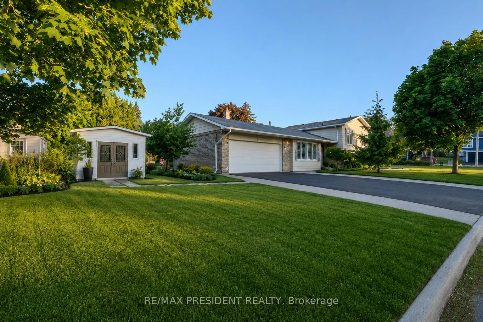 Photo 5 of 2 Jerome Crescent, Brampton, Northgate — HOMEH