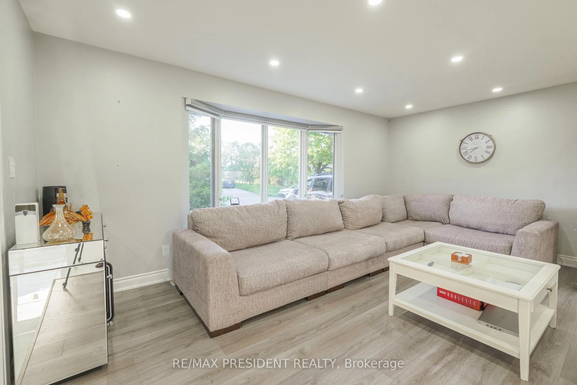 Photo 19 of 2 Jerome Crescent, Brampton, Northgate — HOMEH
