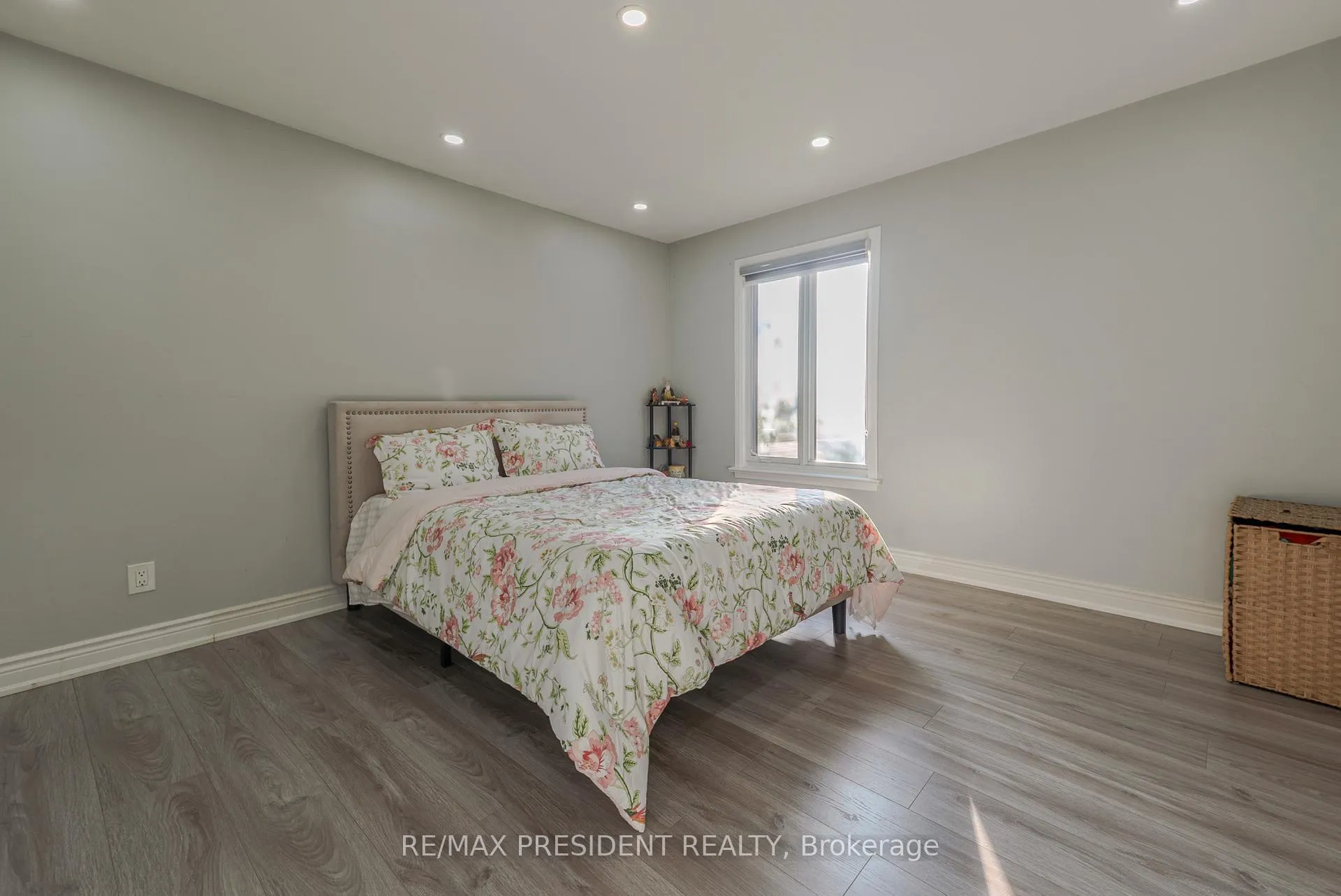 Photo 21 of 2 Jerome Crescent, Brampton, Northgate — HOMEH