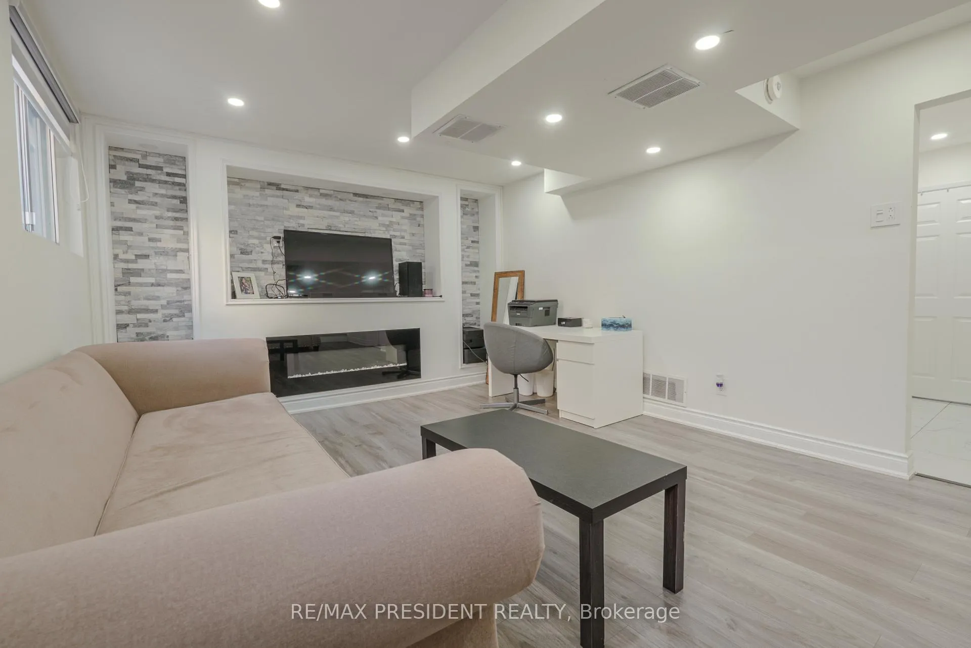 Photo 29 of 2 Jerome Crescent, Brampton, Northgate — HOMEH