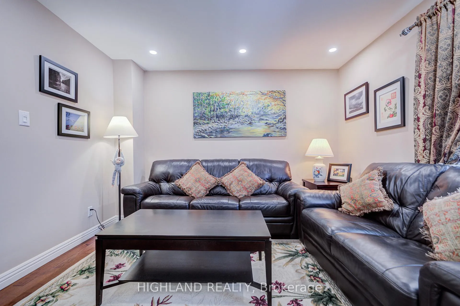Photo 8 of 6937 Harris Road, Mississauga, Meadowvale — HOMEH