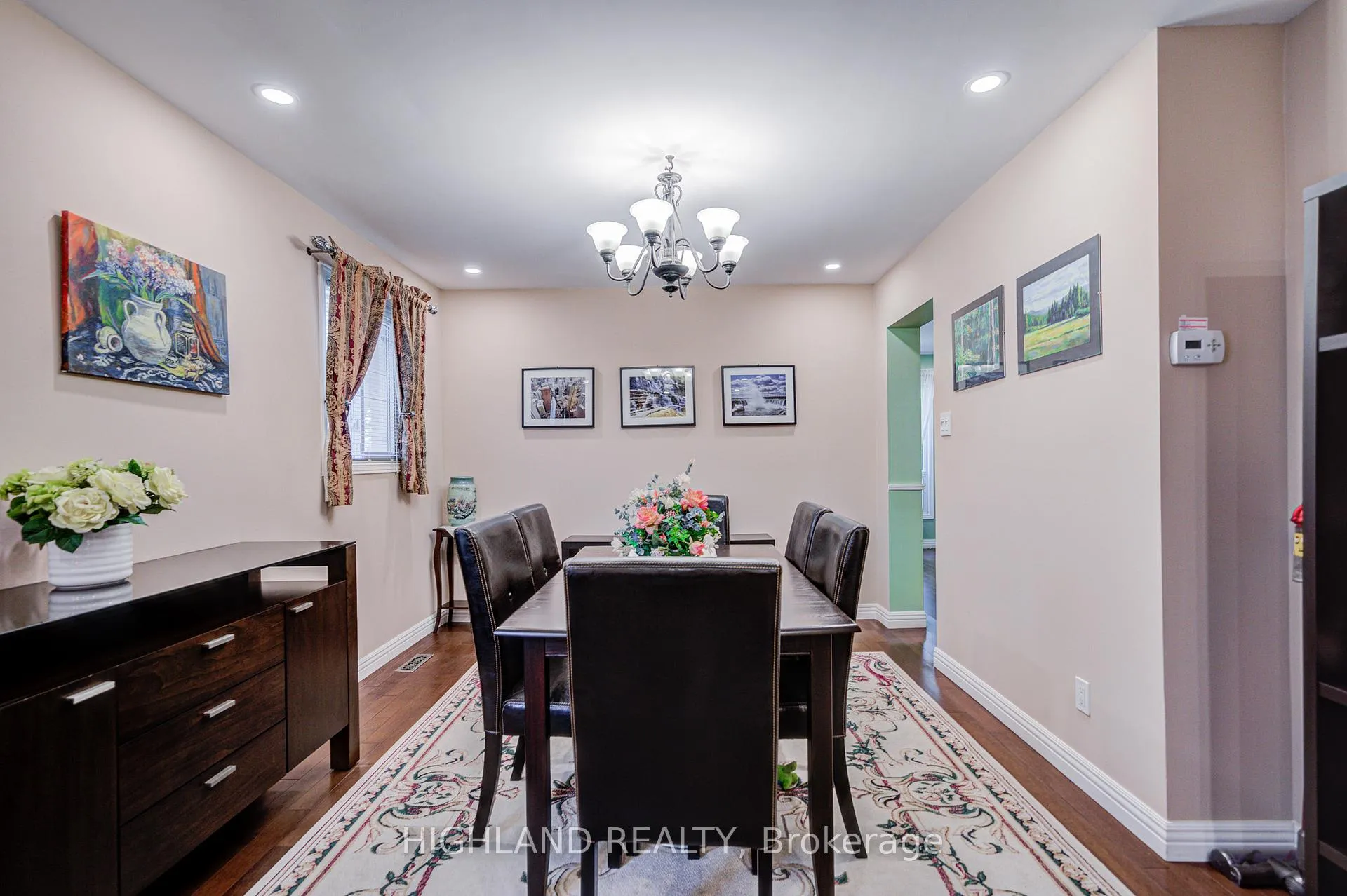 Photo 11 of 6937 Harris Road, Mississauga, Meadowvale — HOMEH