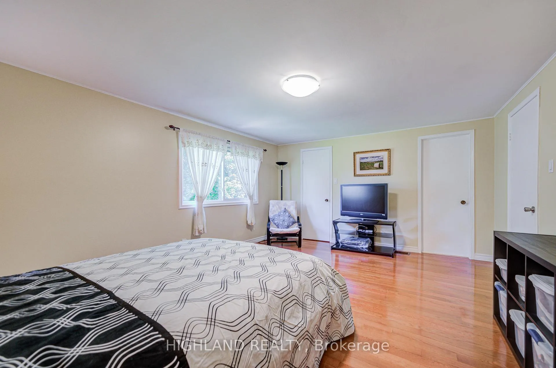 Photo 25 of 6937 Harris Road, Mississauga, Meadowvale — HOMEH