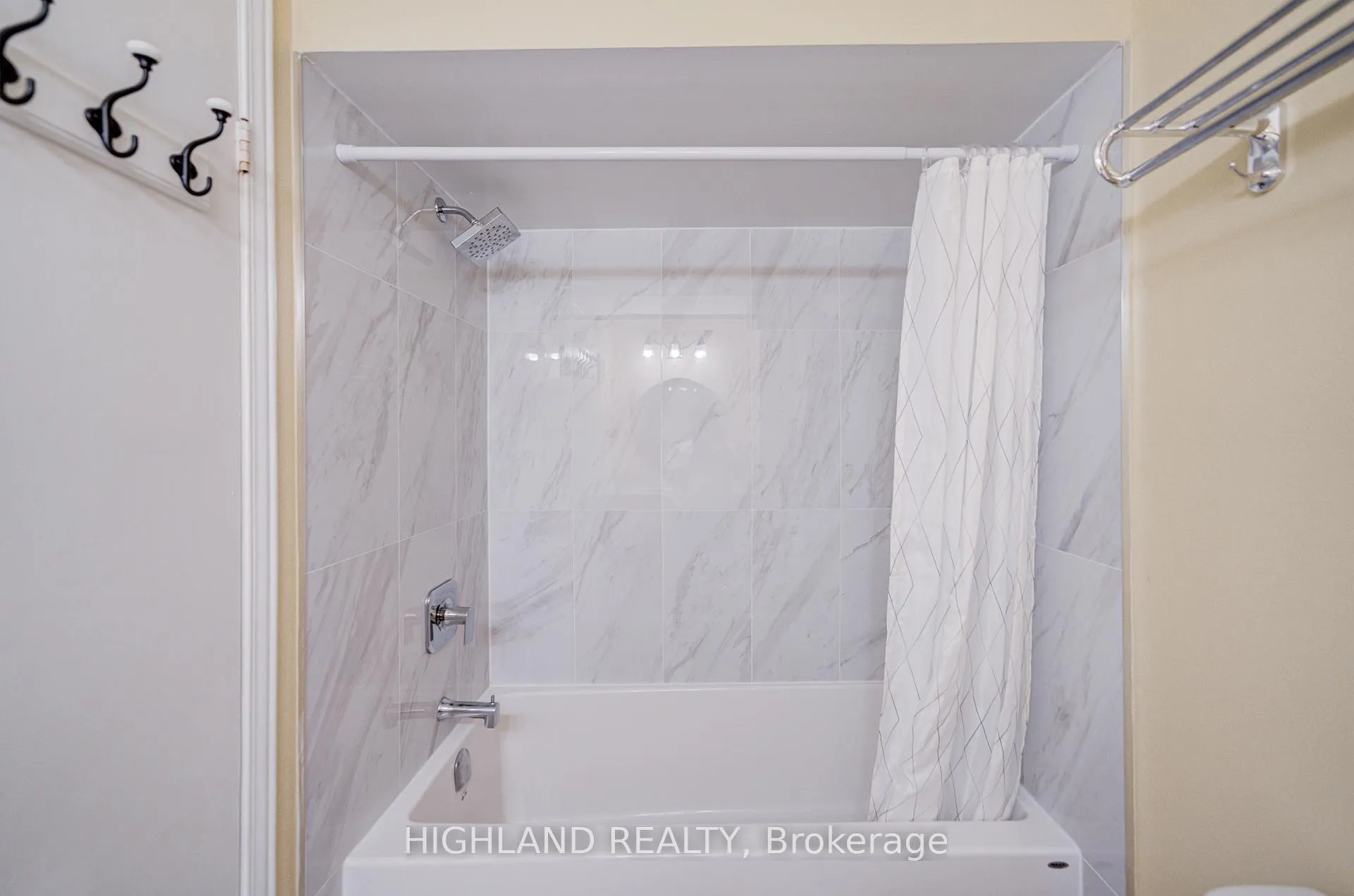 Photo 27 of 6937 Harris Road, Mississauga, Meadowvale — HOMEH