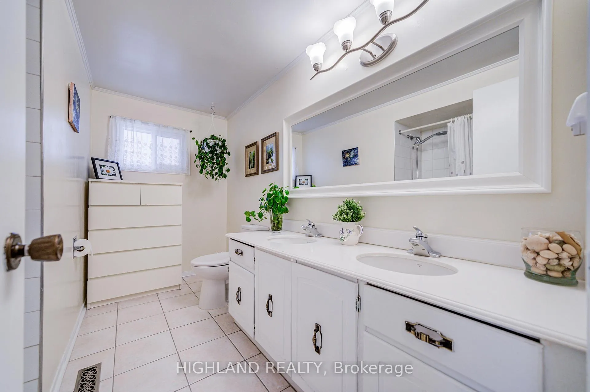 Photo 28 of 6937 Harris Road, Mississauga, Meadowvale — HOMEH