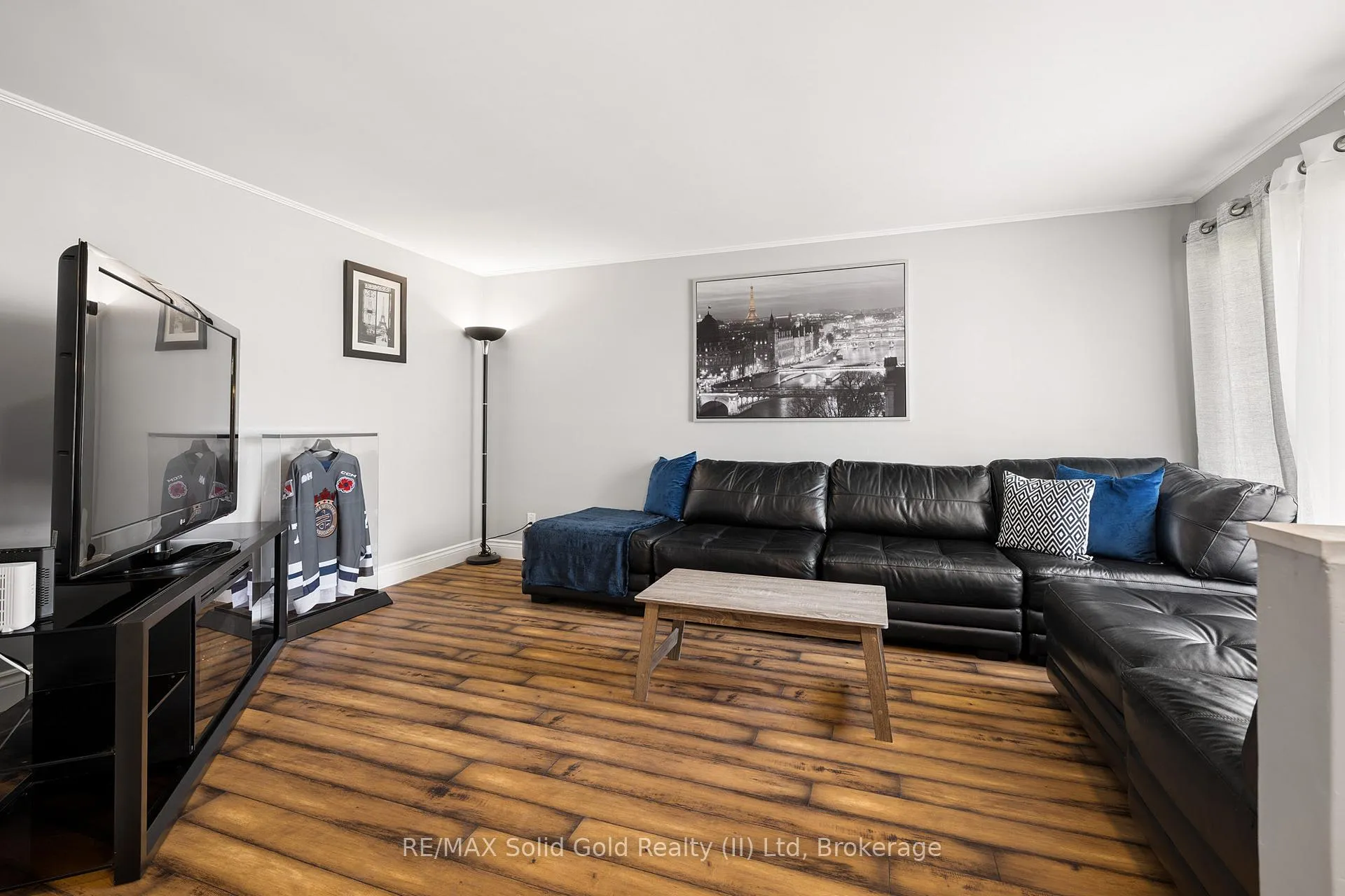 Photo 7 of 103 Belwood Crescent, Kitchener — HOMEH