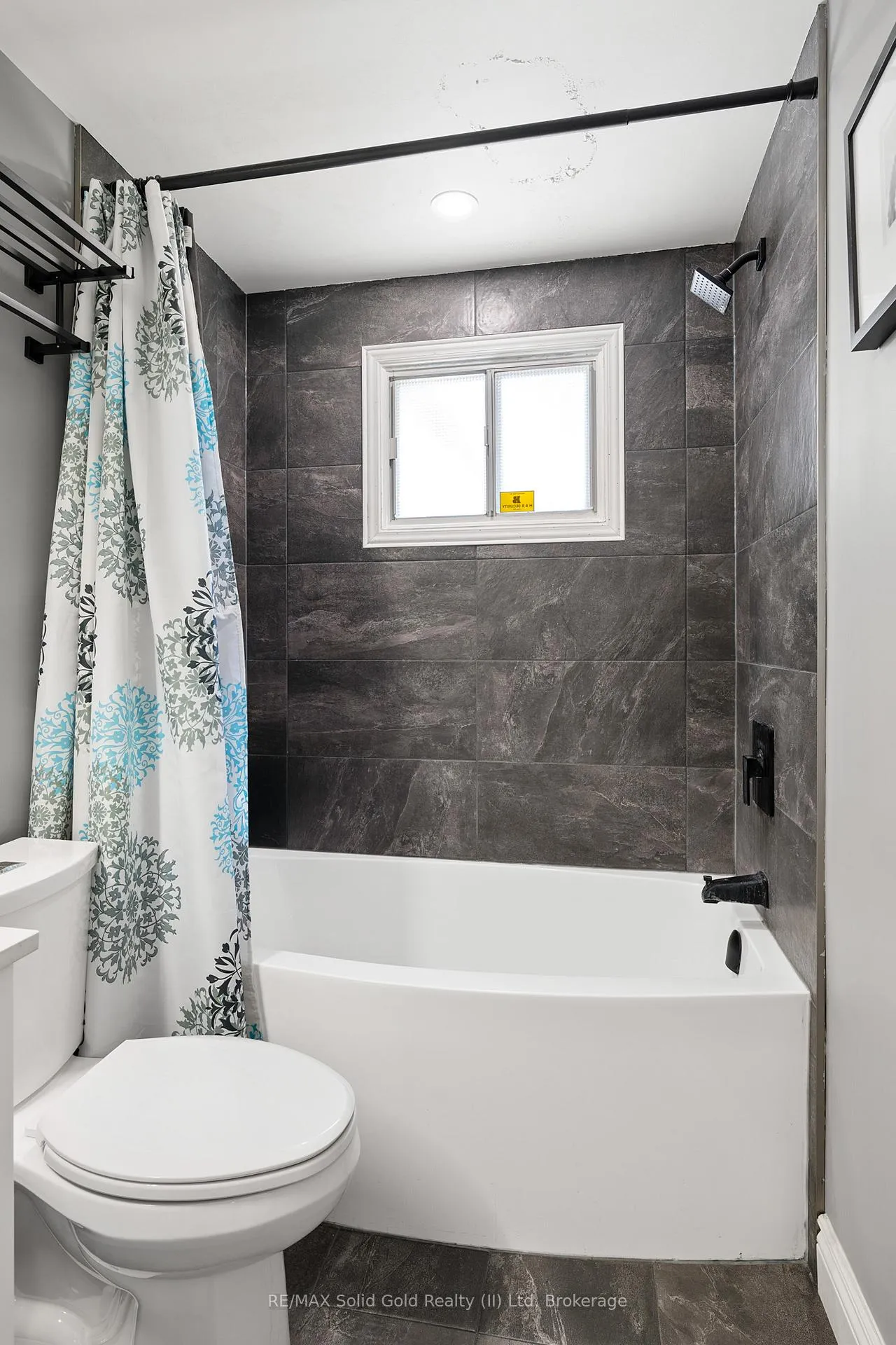 Photo 18 of 103 Belwood Crescent, Kitchener — HOMEH