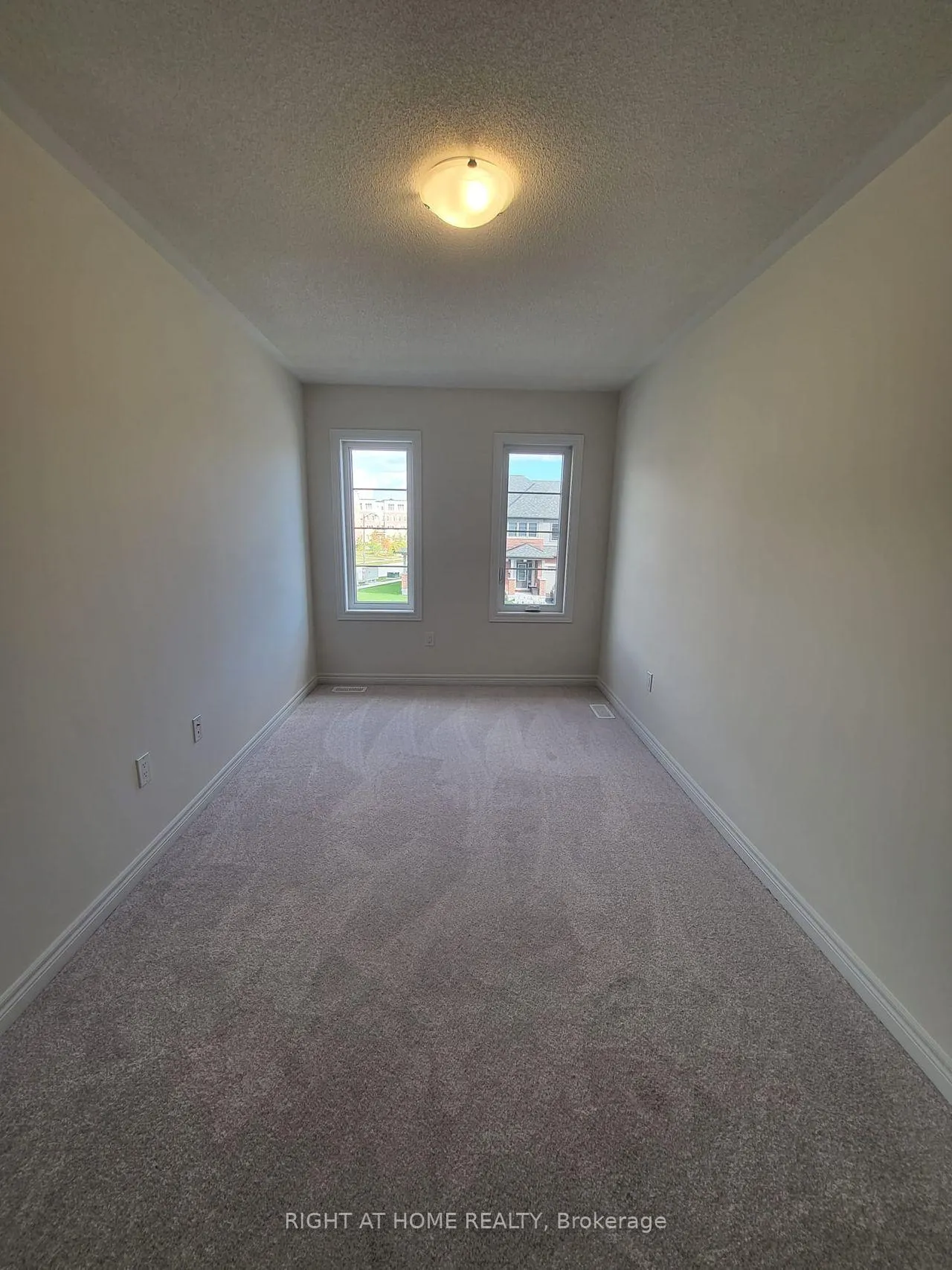 Photo 16 of 111 Bayardo Drive, Oshawa, Windfields — HOMEH