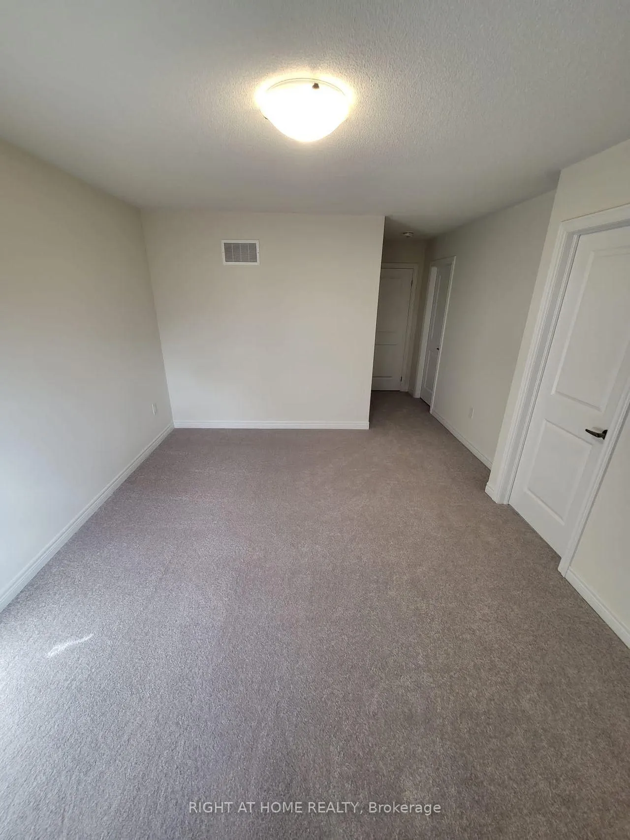 Photo 17 of 111 Bayardo Drive, Oshawa, Windfields — HOMEH