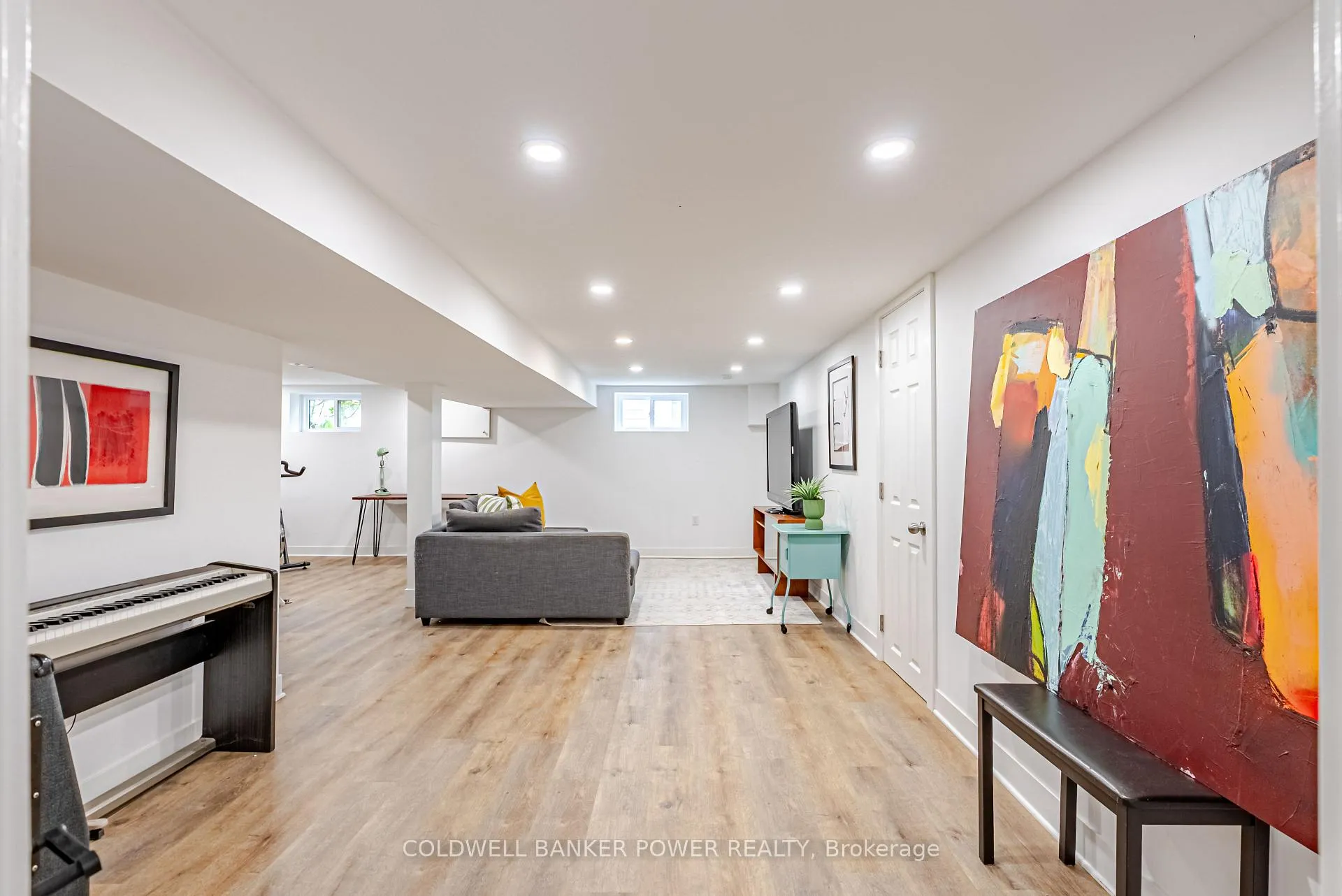 Photo 30 of 24 Lambeth Avenue, London, South G — HOMEH