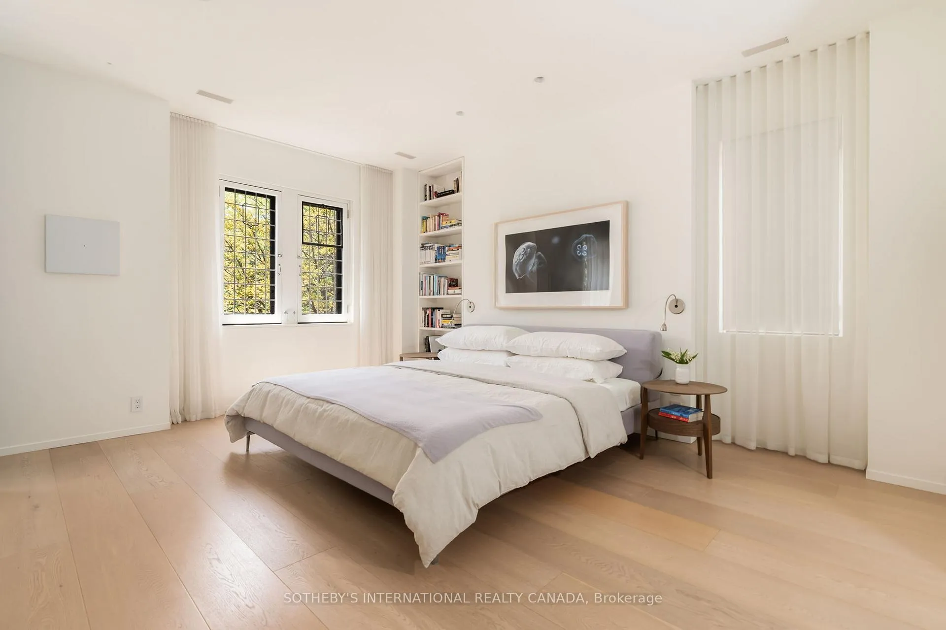 Photo 13 of 10 Mckenzie Avenue, Toronto, Rosedale-Moore Park — HOMEH