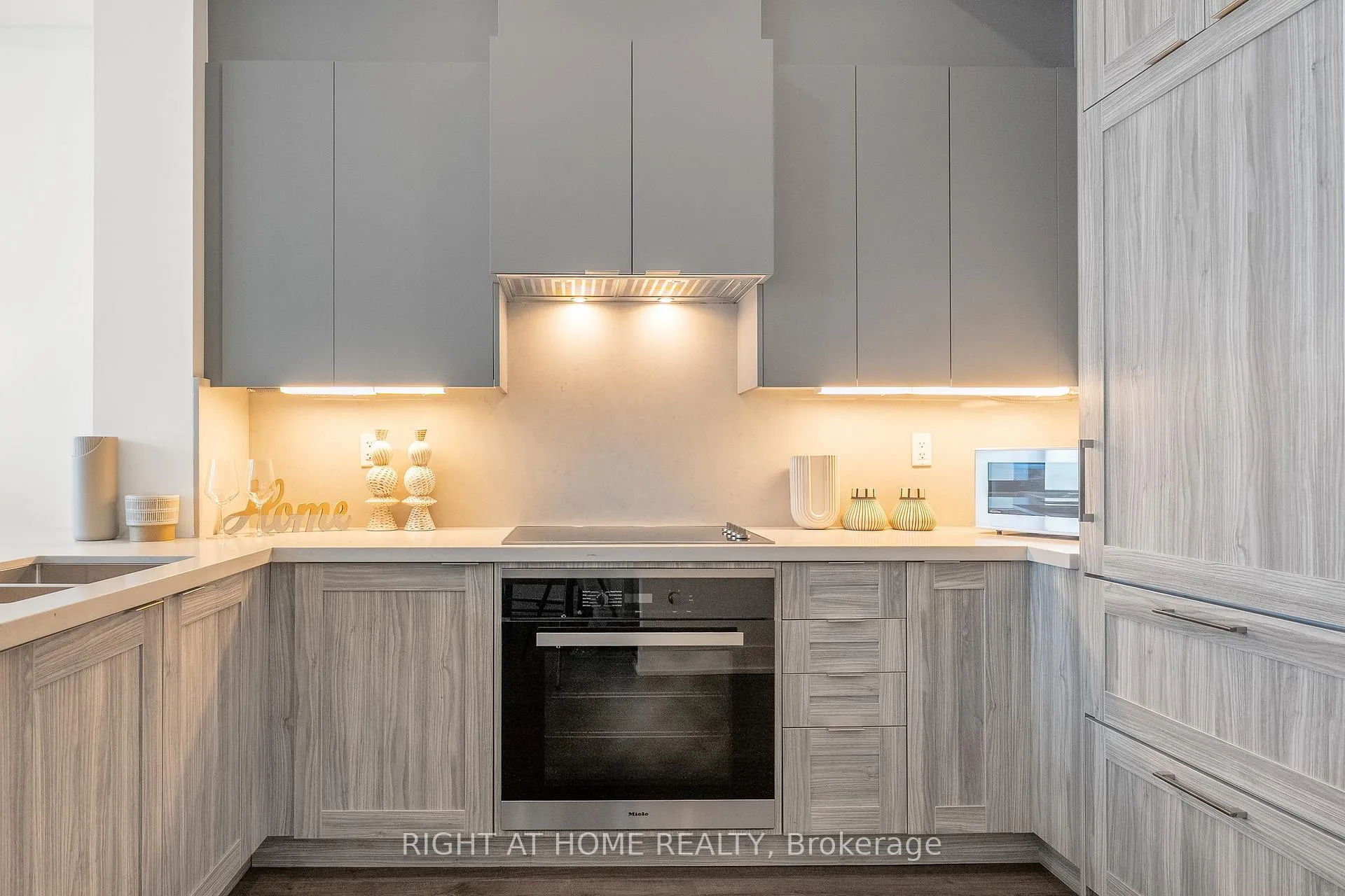 Photo 15 of Unit 109, 2908 Highway 7 Road, Vaughan, Concord — HOMEH