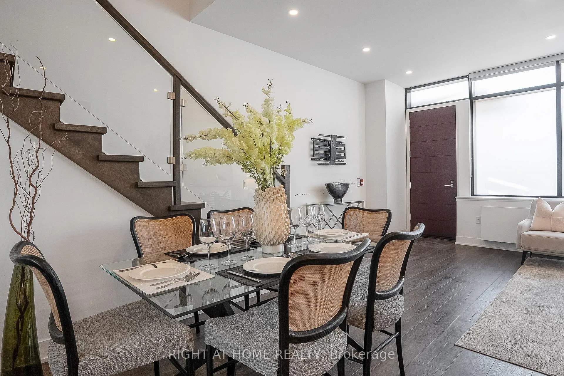 Photo 20 of Unit 109, 2908 Highway 7 Road, Vaughan, Concord — HOMEH