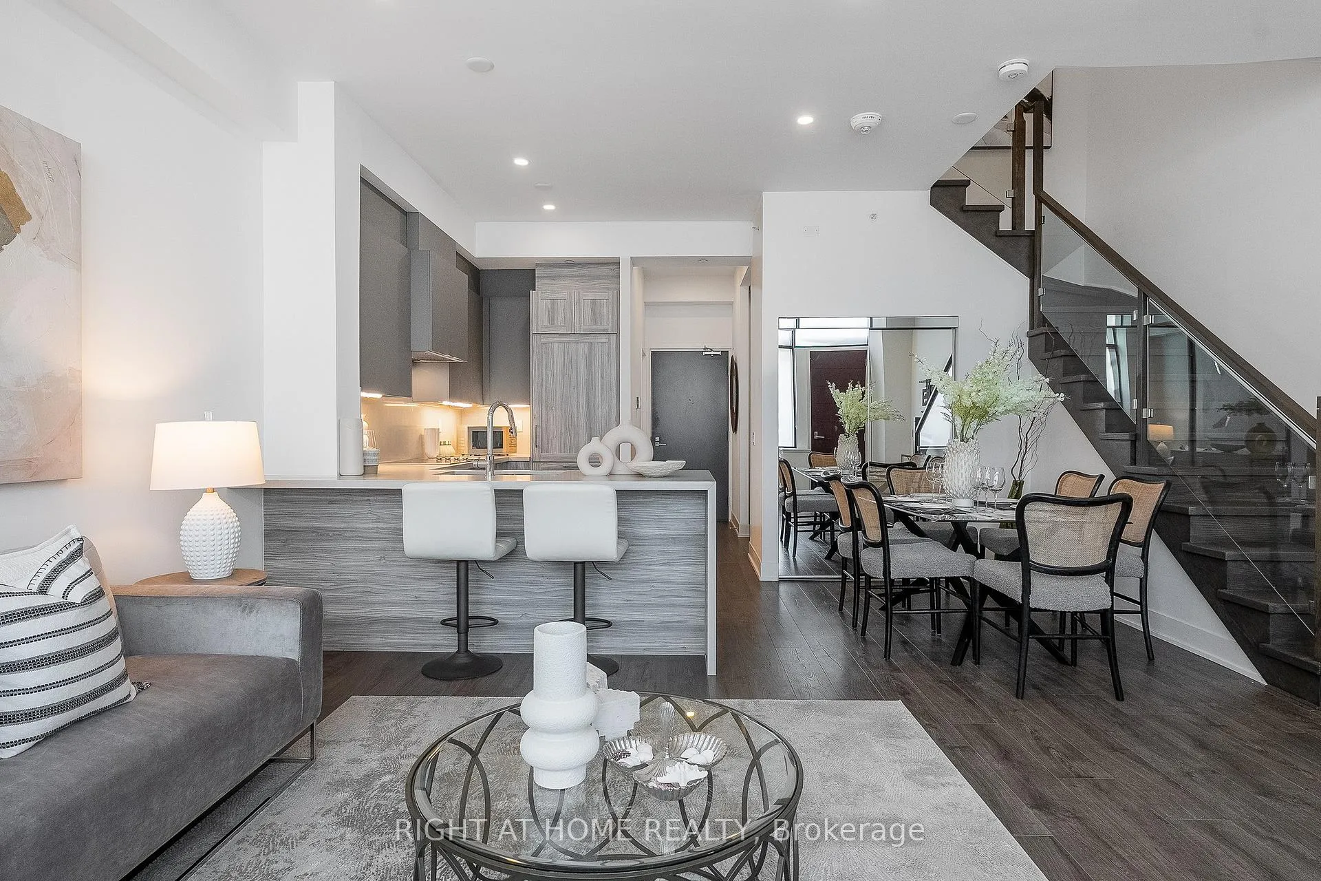 Photo 26 of Unit 109, 2908 Highway 7 Road, Vaughan, Concord — HOMEH