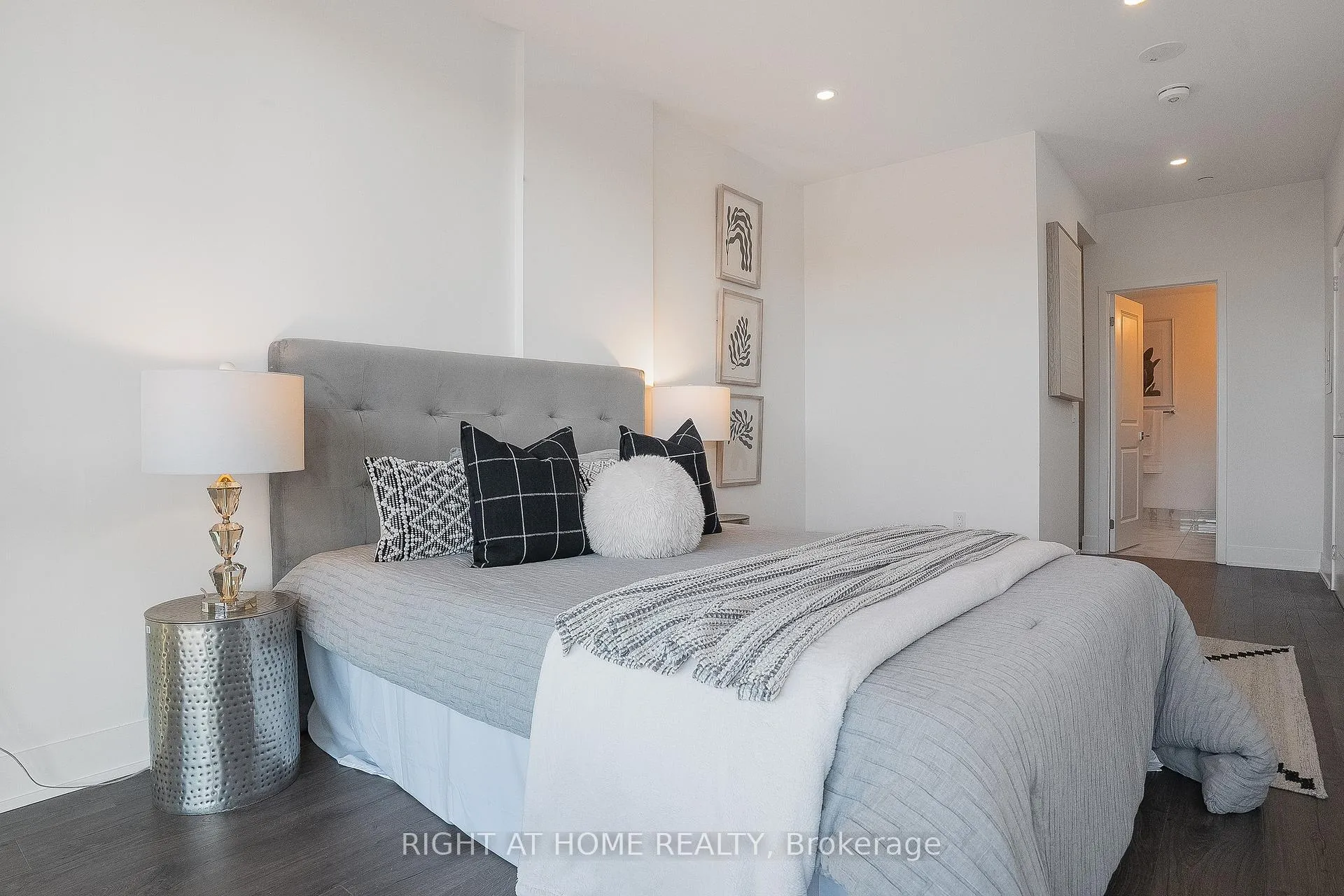 Photo 36 of Unit 109, 2908 Highway 7 Road, Vaughan, Concord — HOMEH